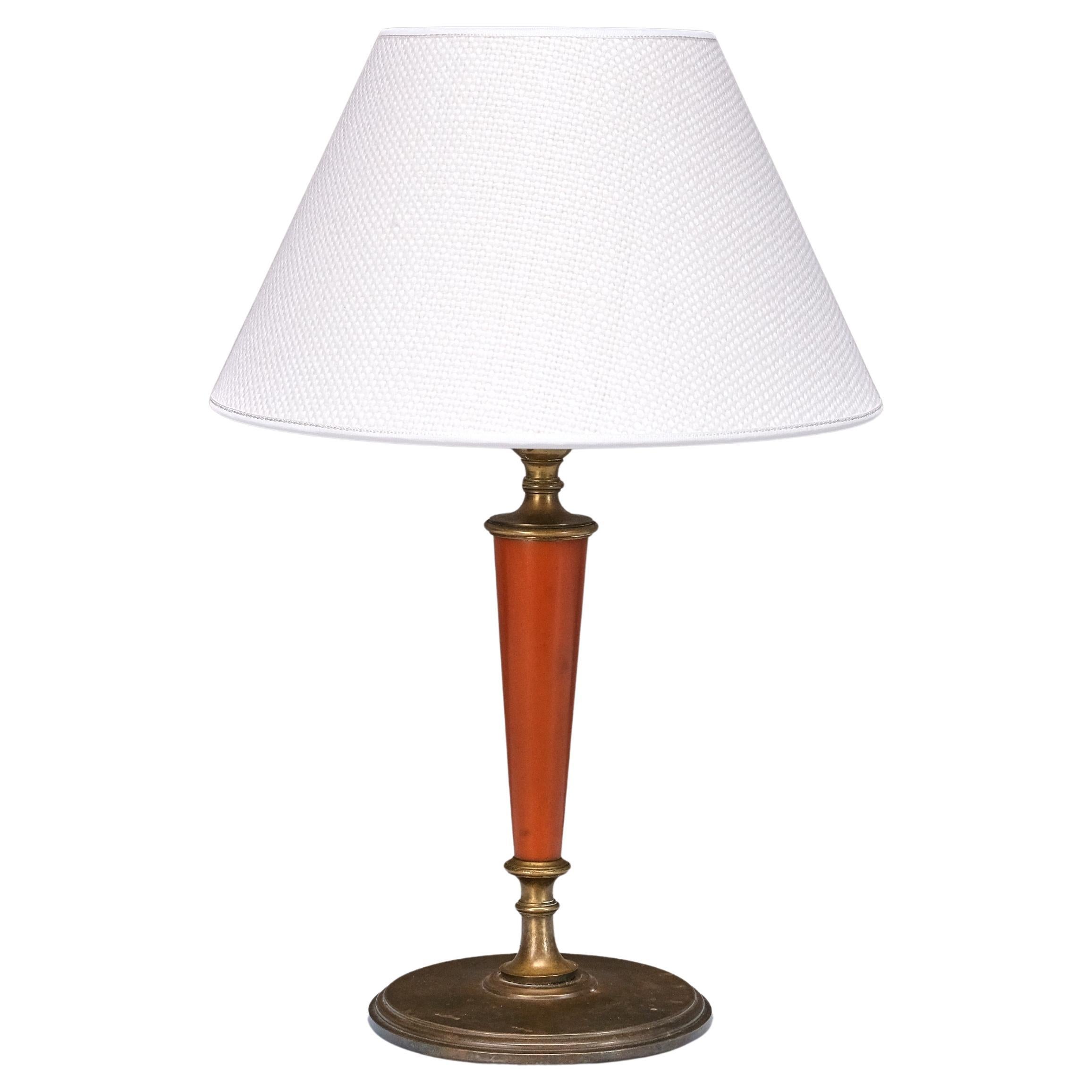 Lampe de table en laiton d'Erik Tidstrand, abat-jour en lin, Nordiska Kompaniet, Suède, 1927 en vente