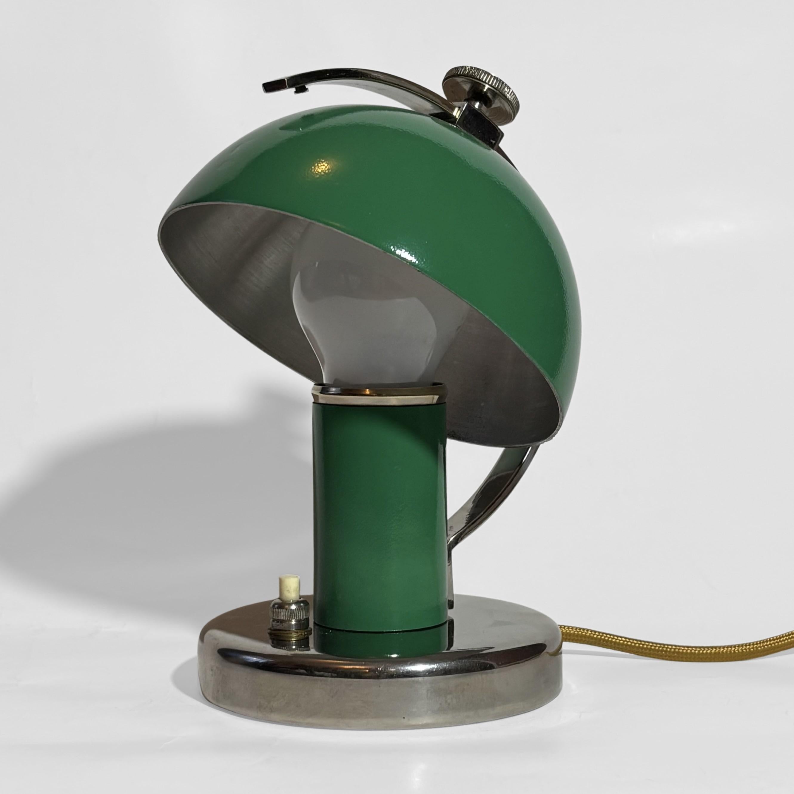 Milieu du XXe siècle Erik Tidstrand, lampe de table moderniste 29379, Nordiska Kompaniet, Suède, années 1930 en vente