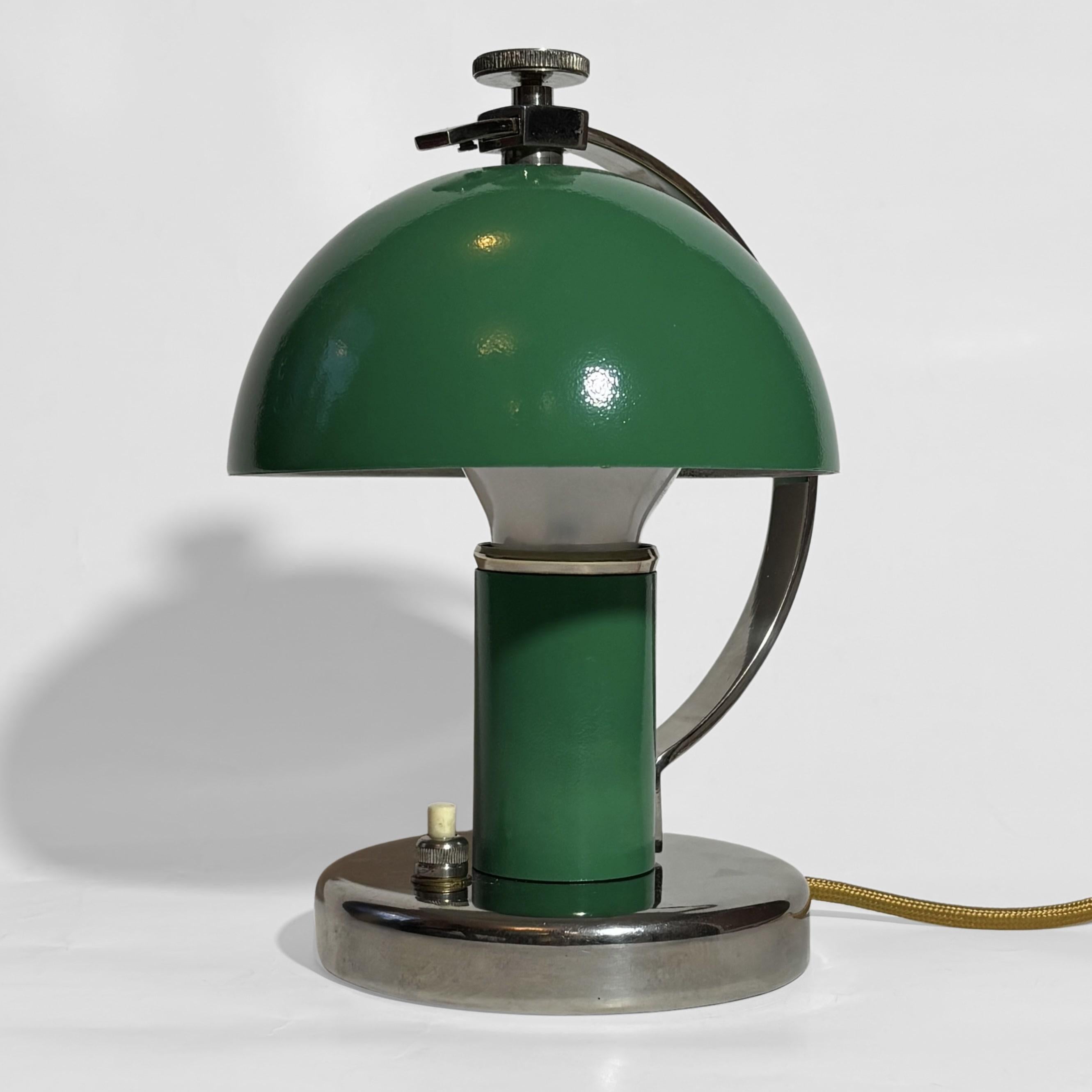 Aluminium Erik Tidstrand, lampe de table moderniste 29379, Nordiska Kompaniet, Suède, années 1930 en vente