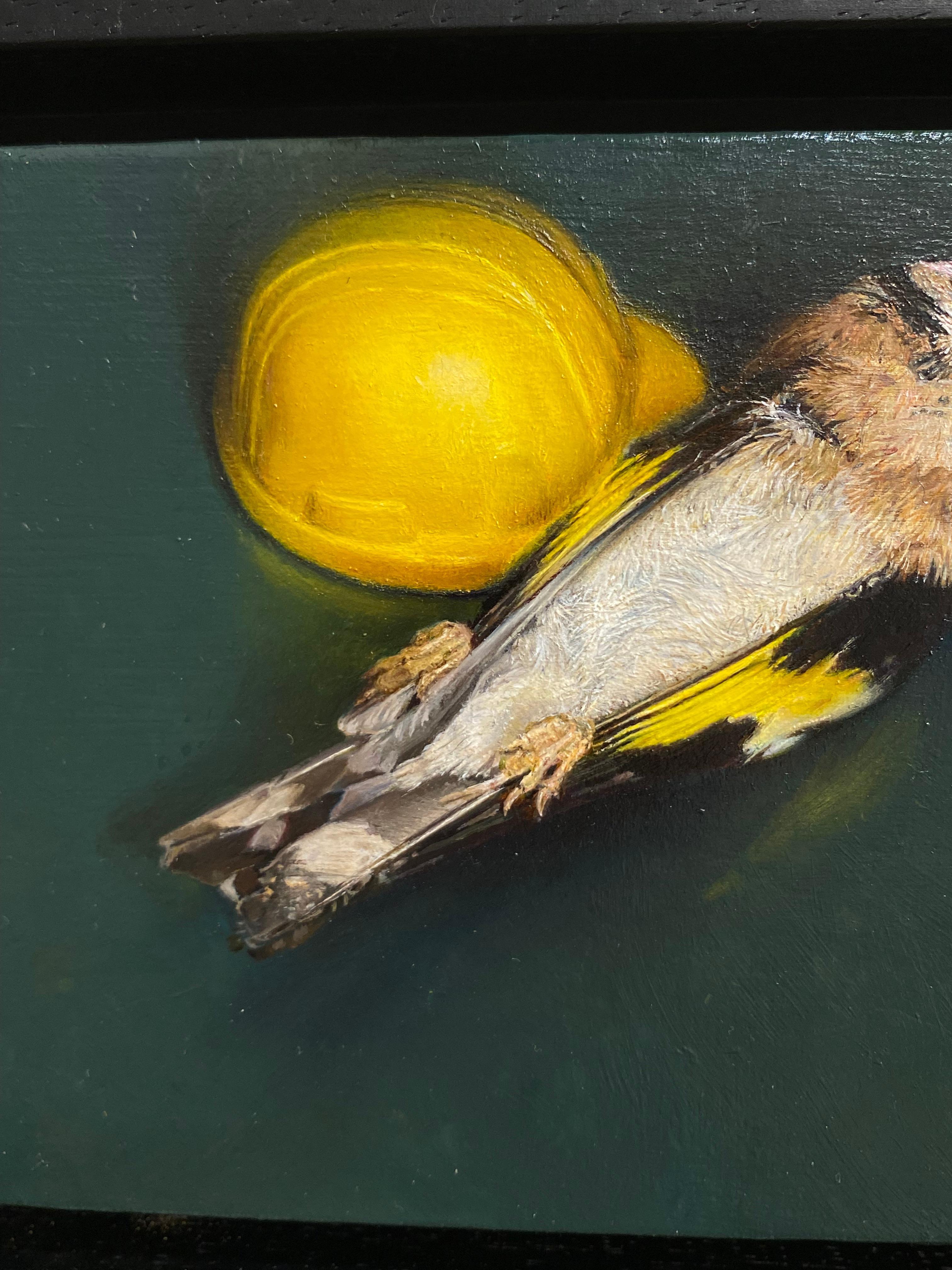 Erik van de Beek (niederländischer Künstler)
Erschöpft
16,1 x 18,7 cm (gerahmt inklusive 21,1 x 23,7 cm)
Ölfarbe auf Holzplatte

Der Künstler Erik van de Beek lebt und arbeitet in Nijmegen. Der bescheidene Nimwegener hat sich in der Kunstwelt durch