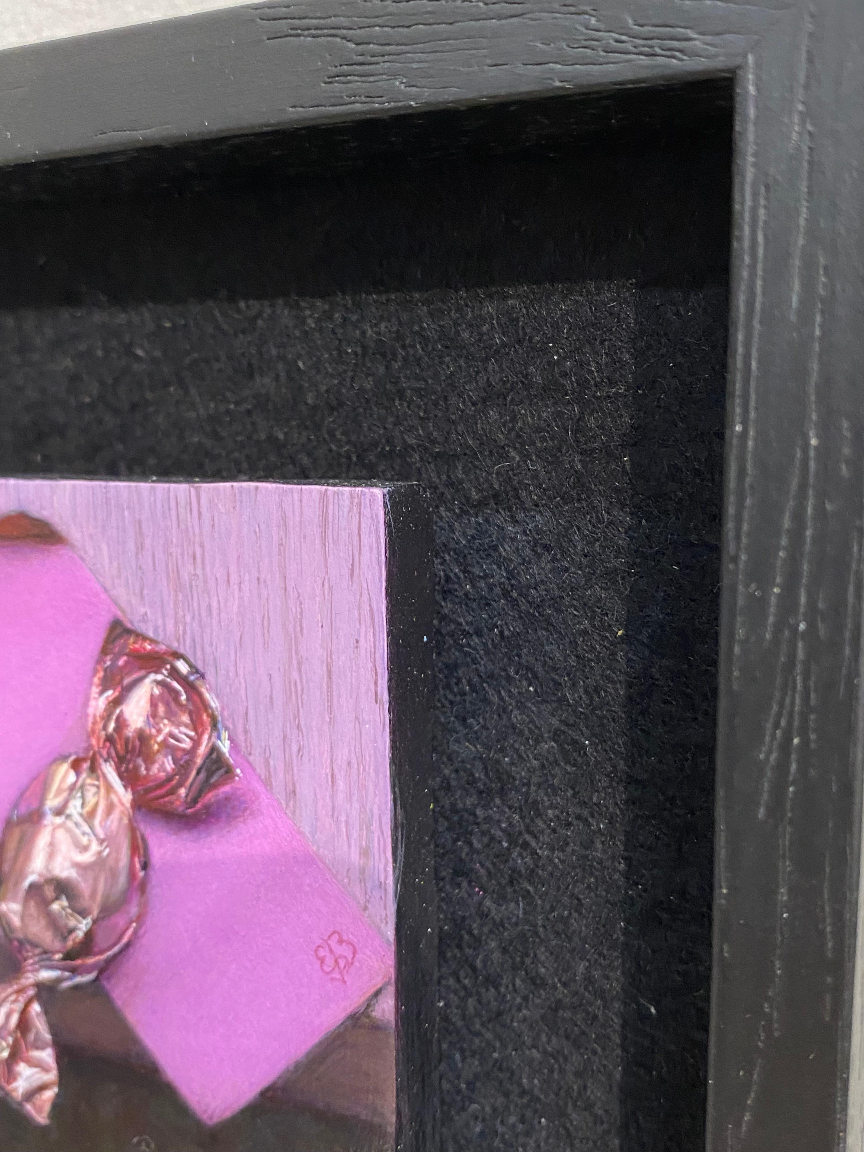 Erschöpft - 21. Jahrhundert Zeitgenössisches realistisches Stilleben eines Vogels im Angebot 2