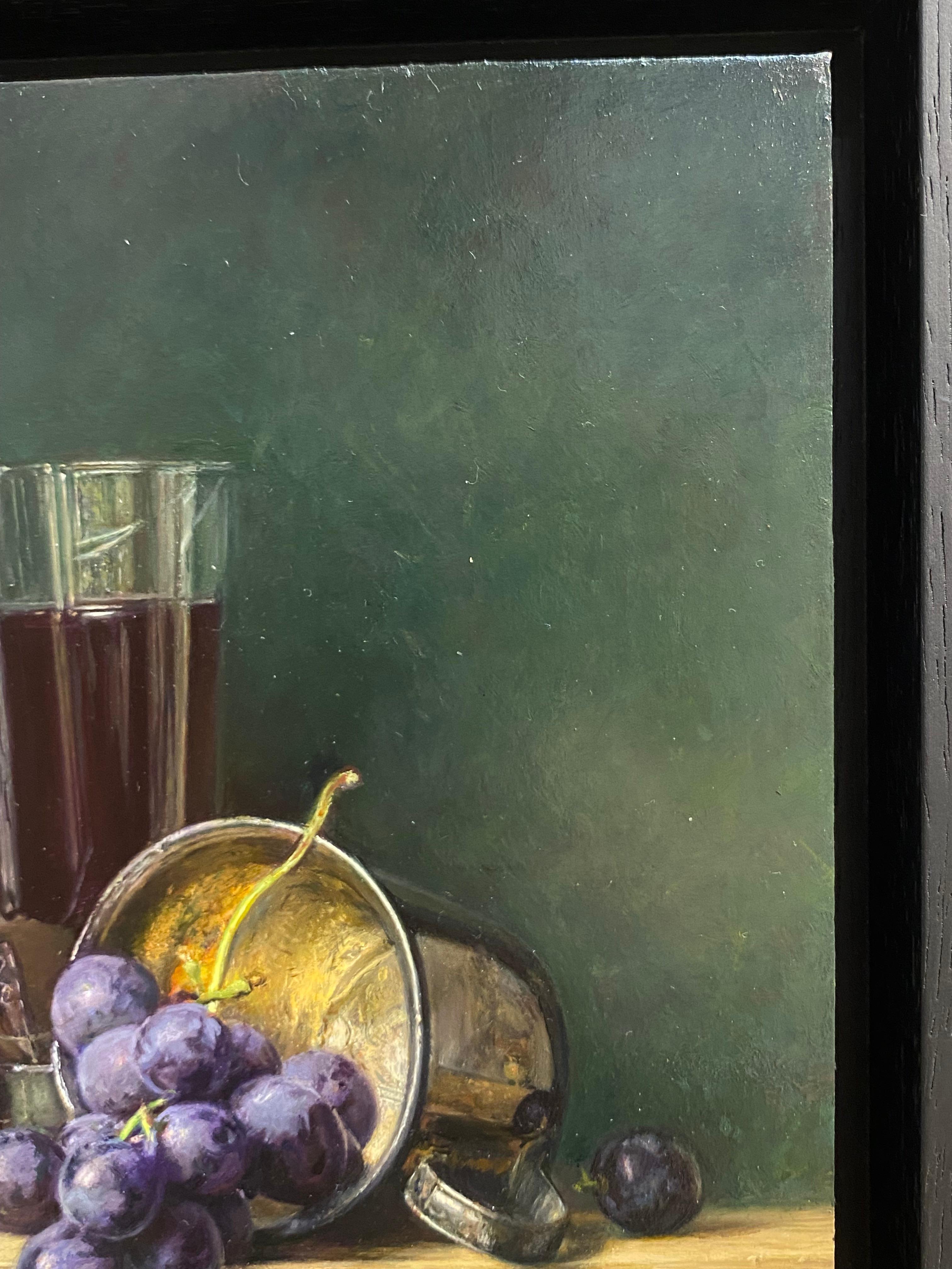 Erik van de Beek (Dutch artist)
Grape Triangle
19,6 x 15,1 cm ( framed included 24,6 x 20,1 cm)
Oil paint on wood panel

Artist Erik van de Beek lives and works in Nijmegen. The modest Nijmegen native has become a well-known name in the art world