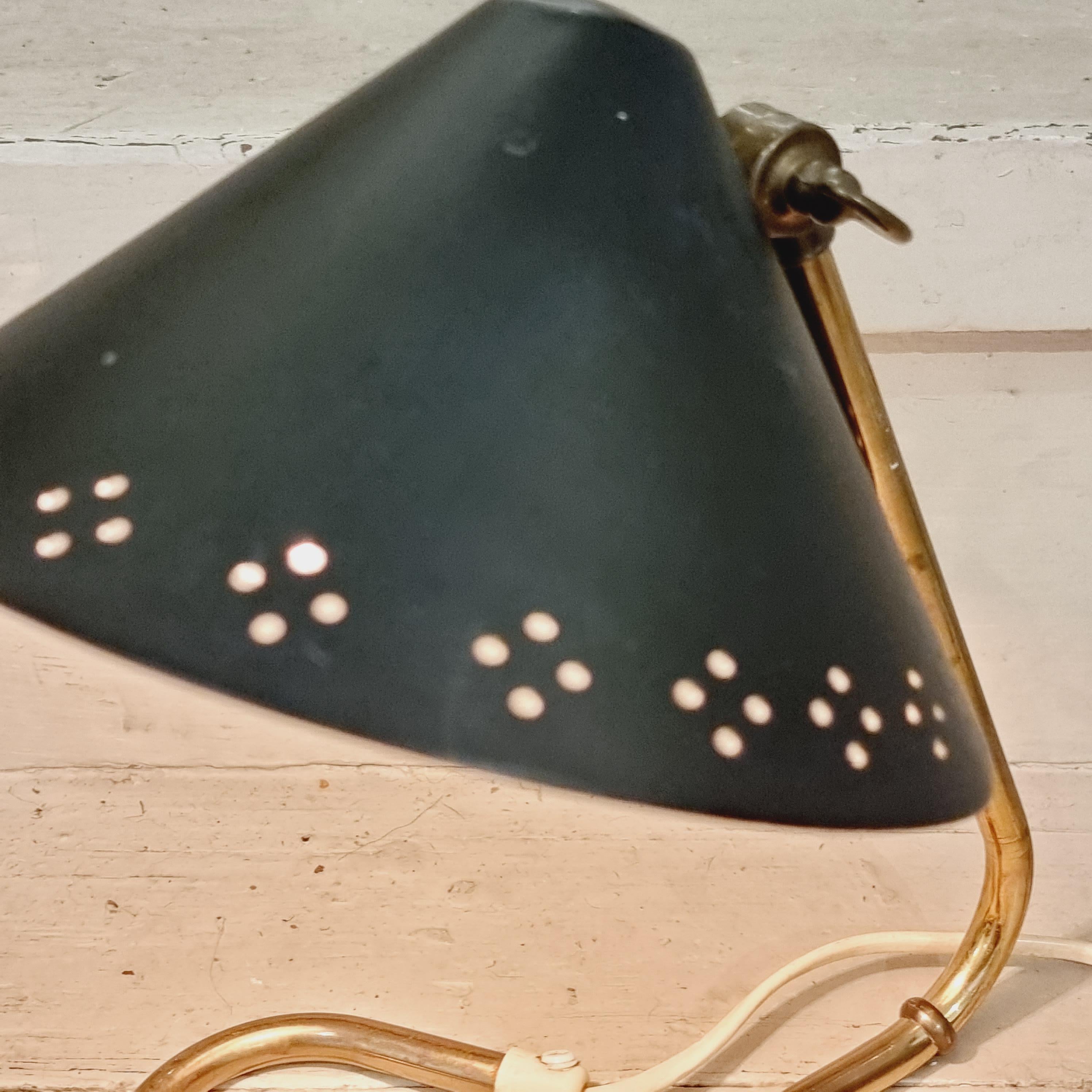 Swedish Erik Wärnå, Table Light model GK14 in brass, Scandinavian / Mid-Century Modern