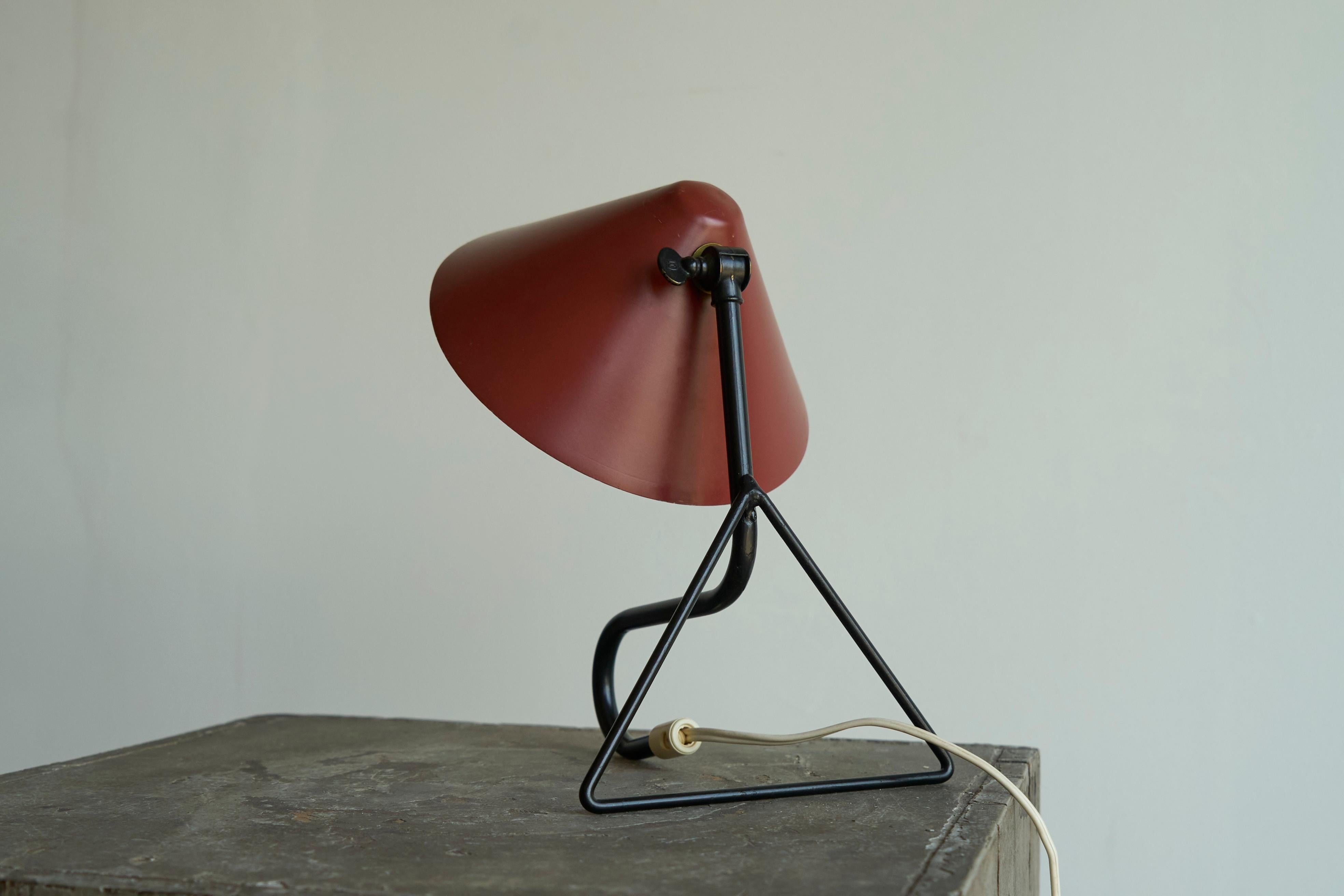 European Erik Wärnå Table or Wall Lamp for Gnosjö Konstsmide 1950s For Sale