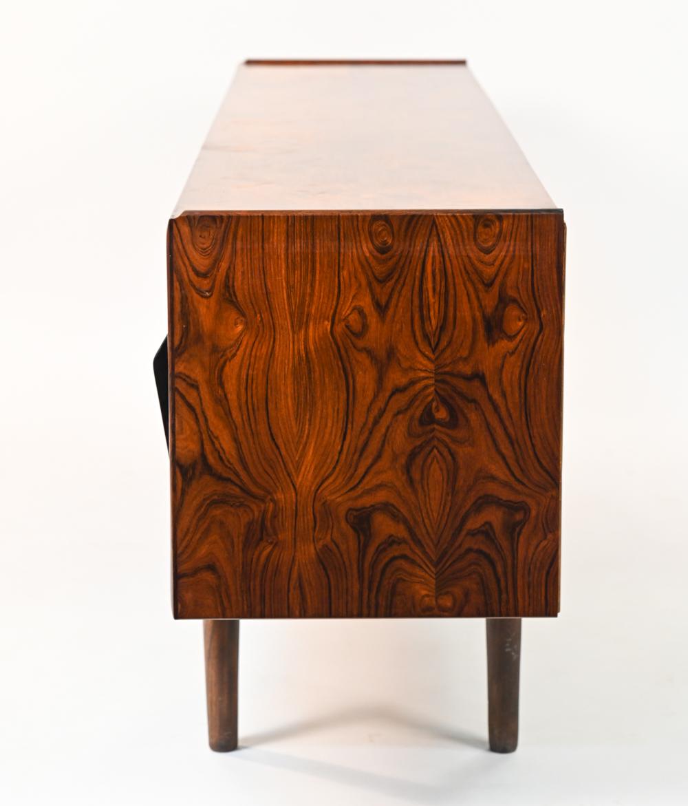 Erik Wørts for Møbelfarikken Norden Danish Mid-Century Rosewood Sideboard For Sale 4