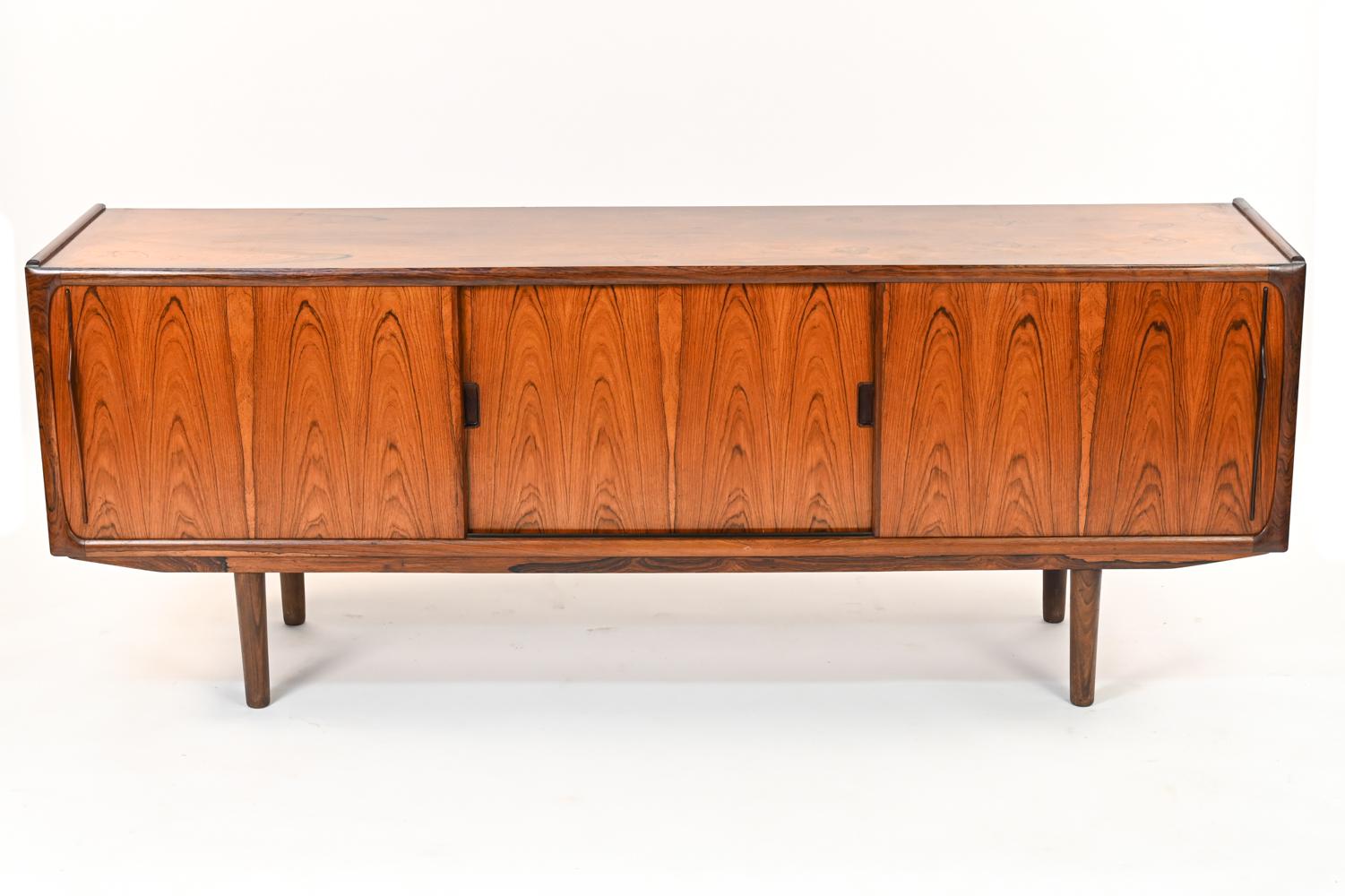 Mid-Century Modern Erik Wørts pour Møbelfarikken Norden Buffet danois en bois de rose du milieu du siècle dernier en vente