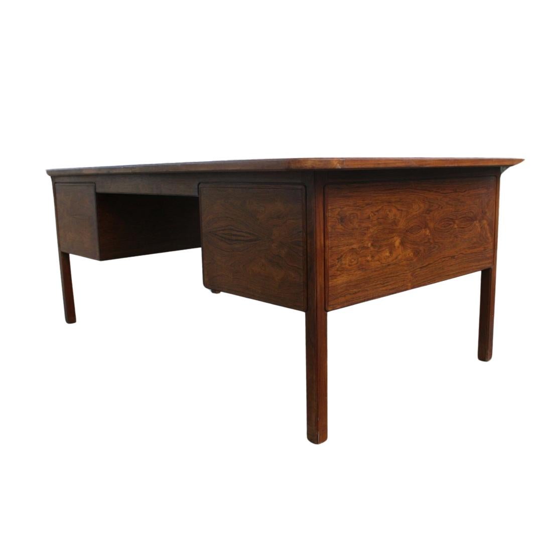 Rosewood Erik Wørts: Freestanding 