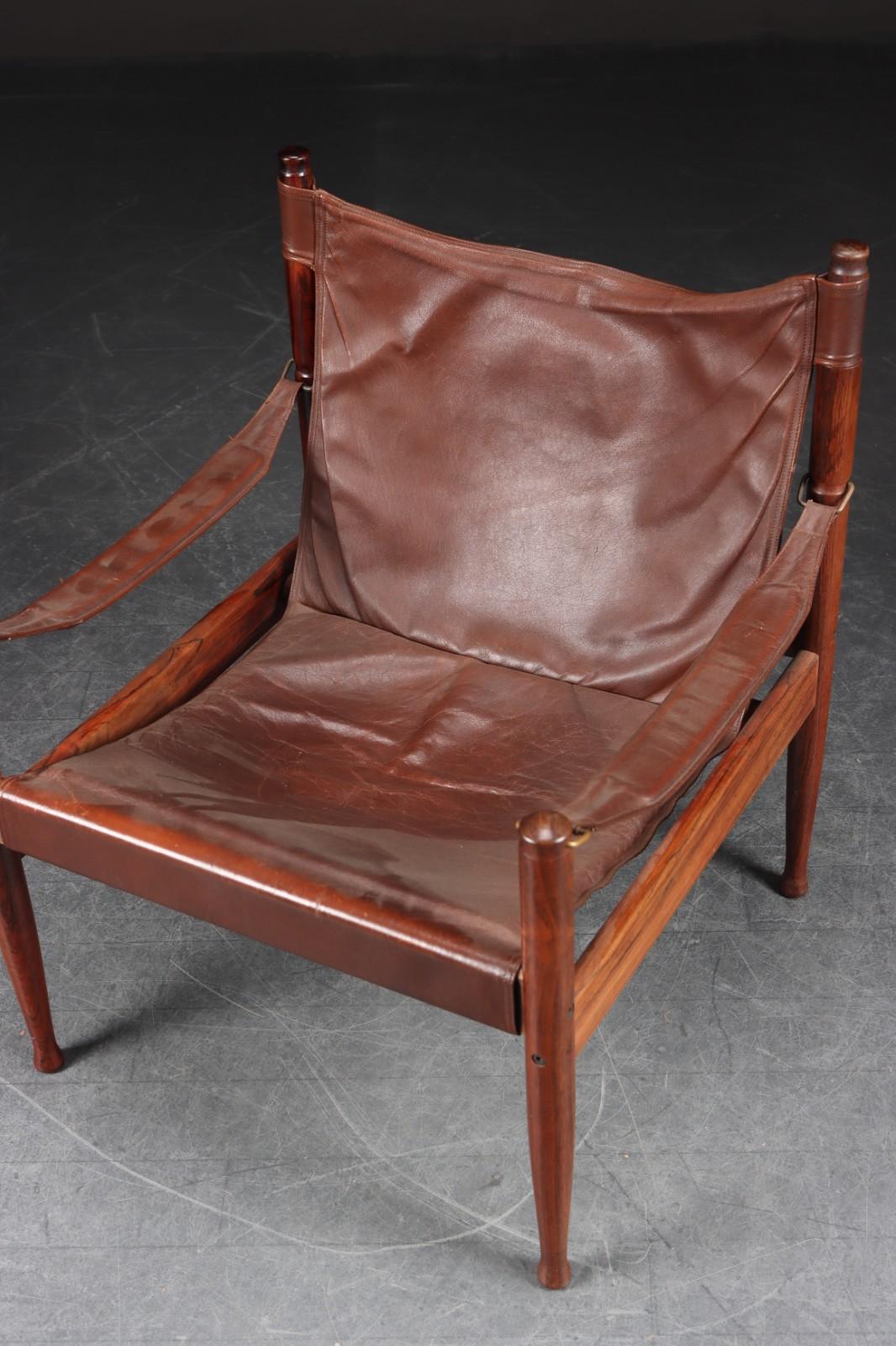 Danish Erik Wørts rosewood and leather lounge chair for Niels Eilersen. >Denmark 1960s For Sale