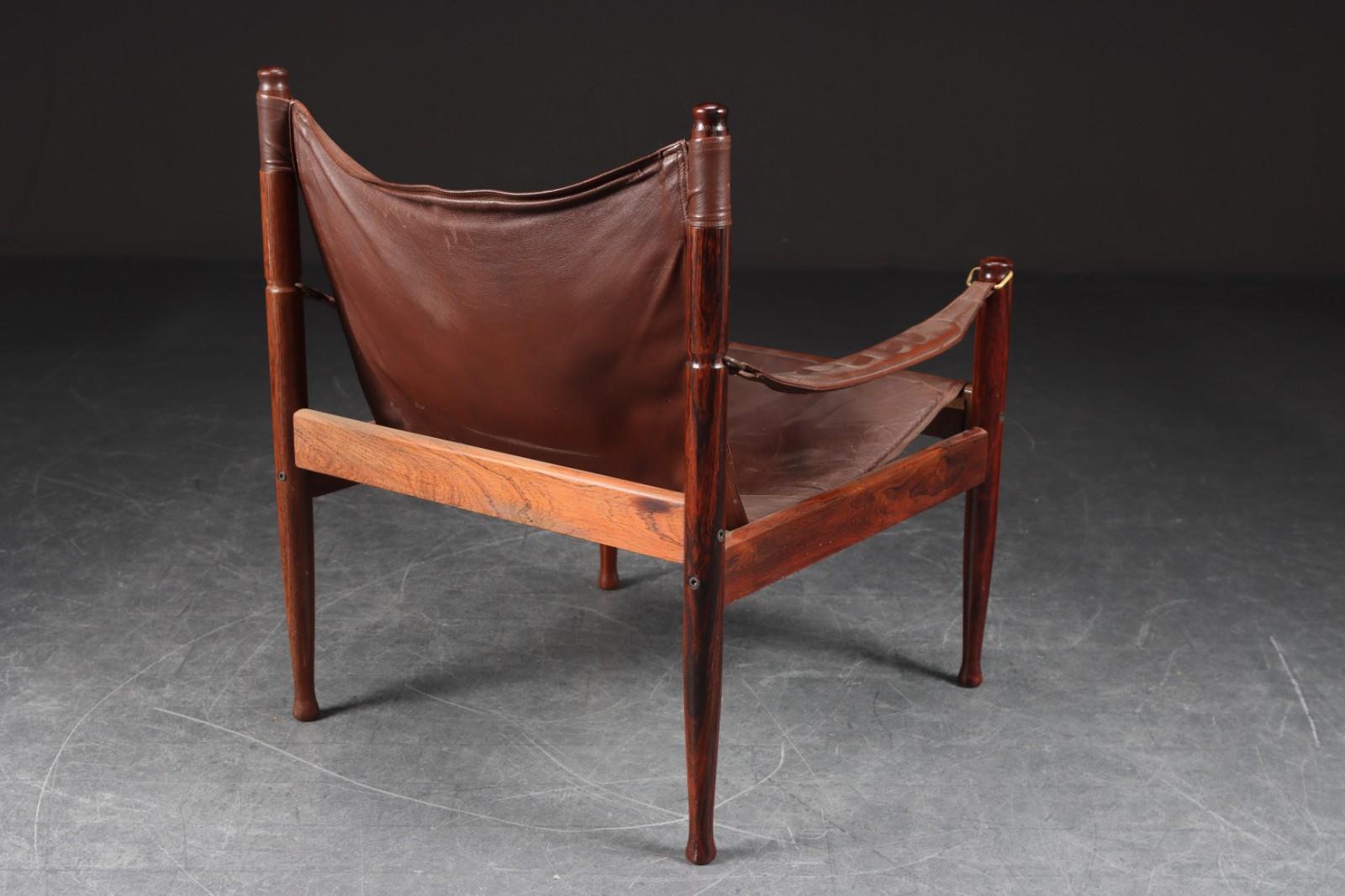 Leather Erik Wørts rosewood and leather lounge chair for Niels Eilersen. >Denmark 1960s For Sale