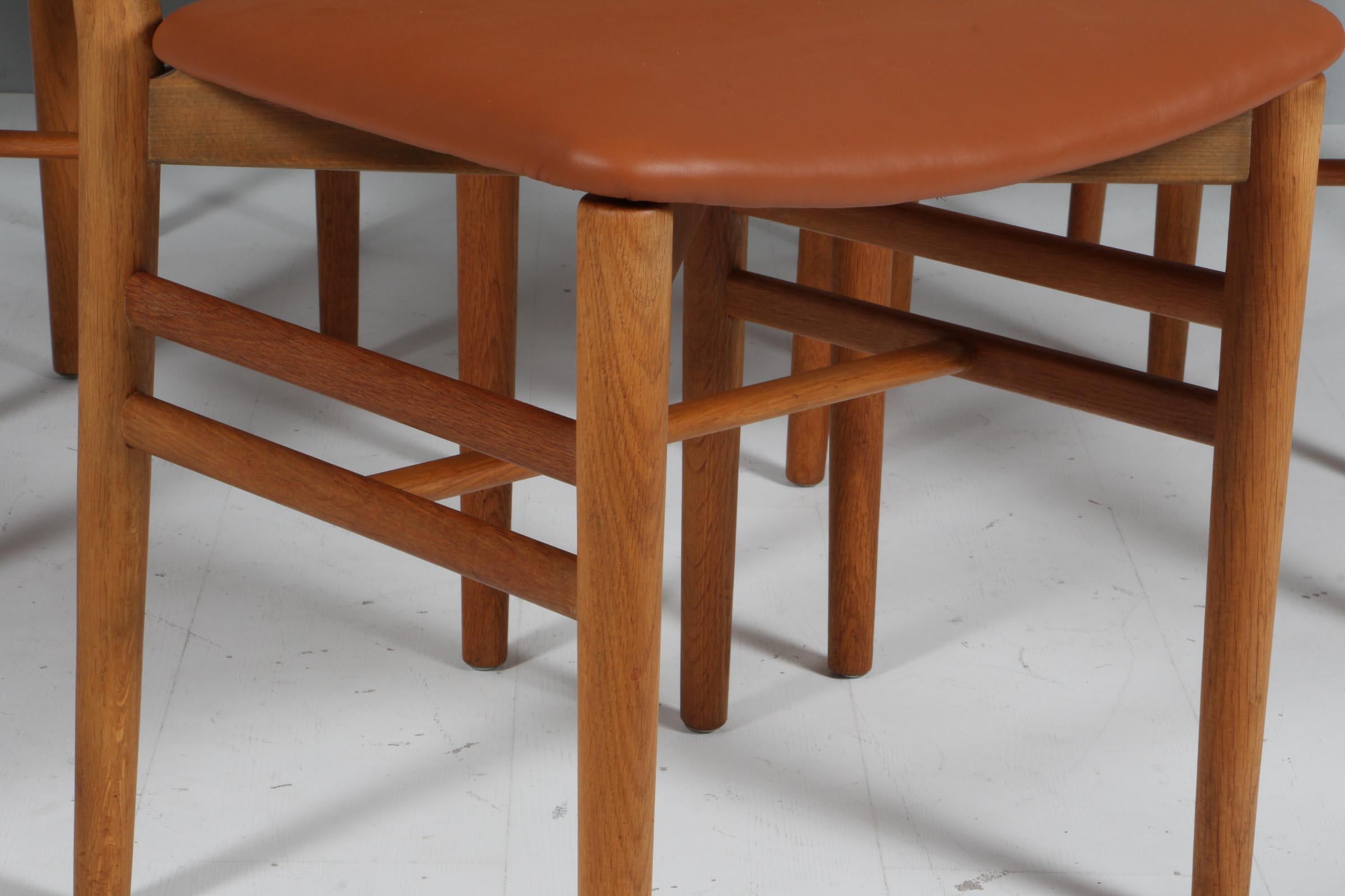 Erik Wørts set of six dining chairs, teak and oak. Denmark 1950s In Good Condition In Esbjerg, DK