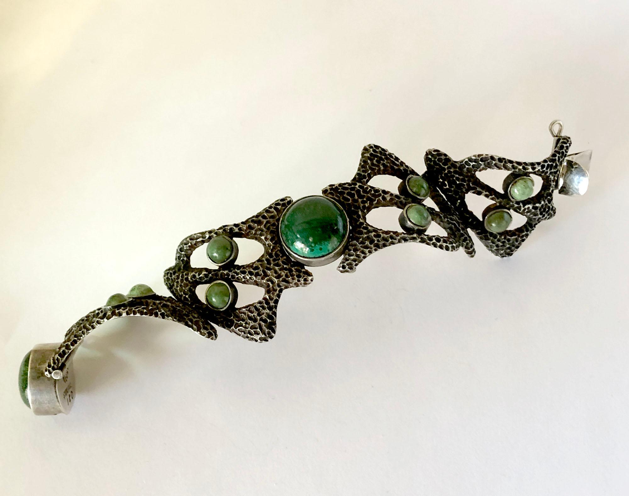 Mexikanisches Gliederarmband aus strukturiertem Sterlingsilber mit natürlichen Edelsteinen von Erika Hult de Corral 1