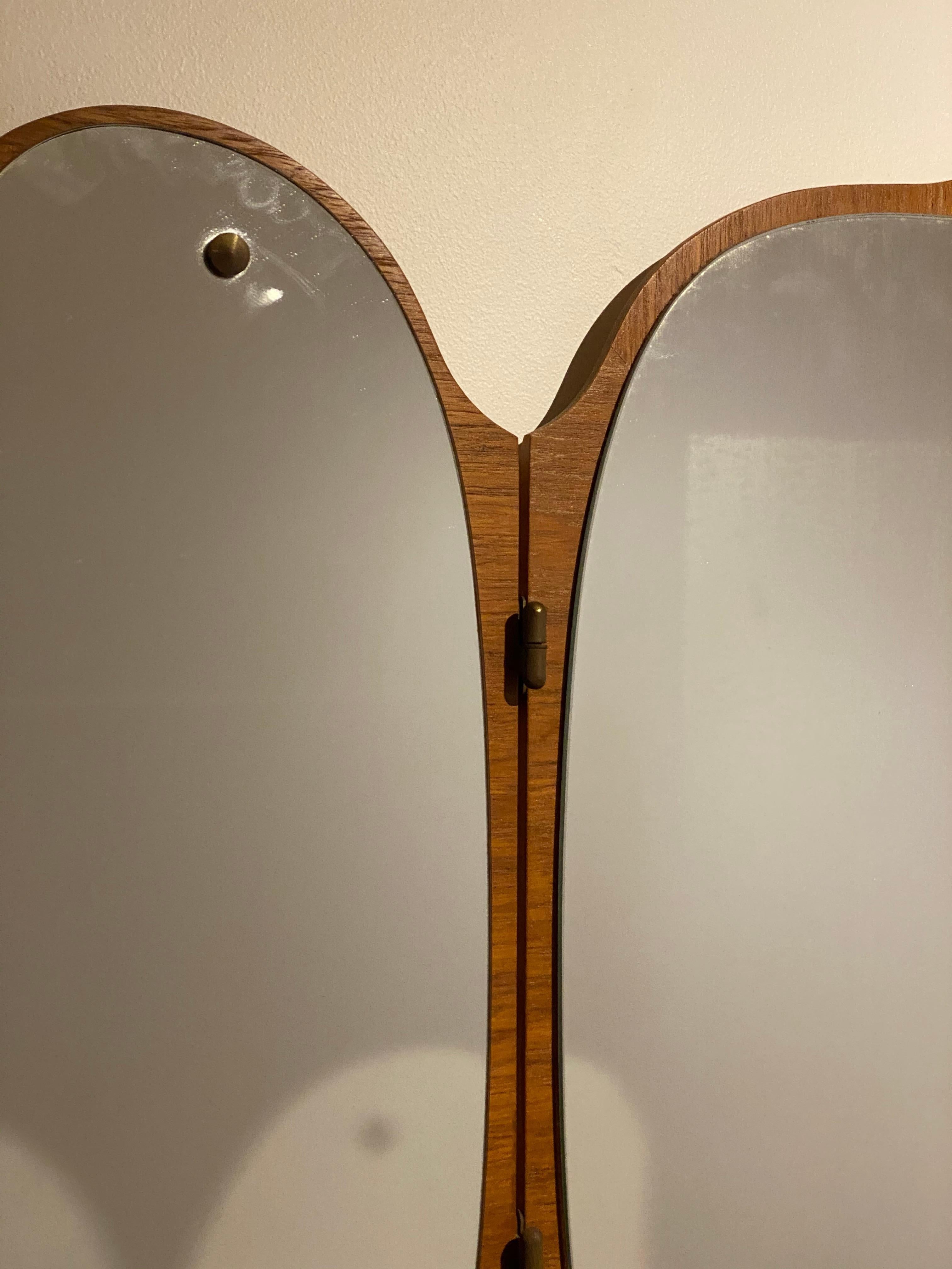 Eriksmålaglas, Adjustable Organic Wall Mirror Teak Cut Mirror Glass Sweden 1950s In Good Condition In High Point, NC