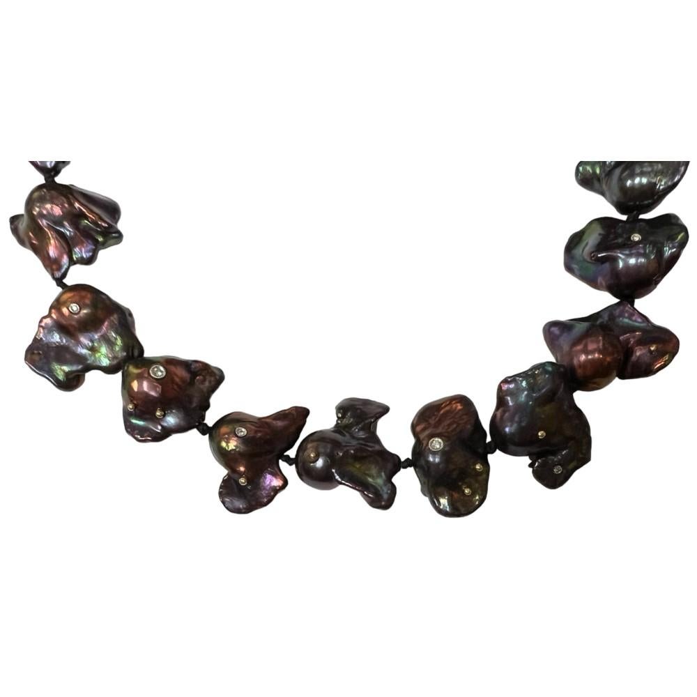 Taille ronde ERIN MAC Grandes perles flamboyantes serties de diamants en vente