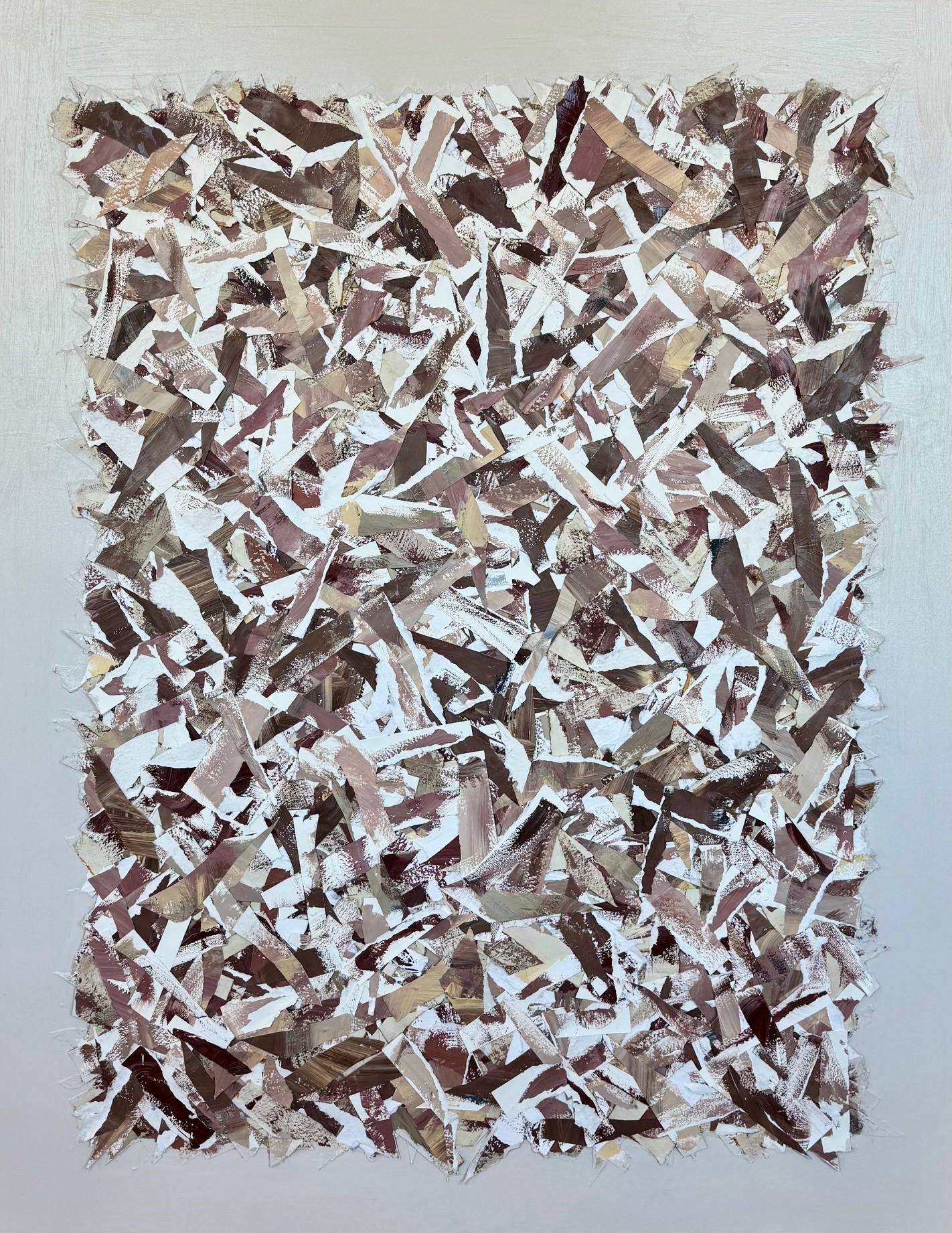 Bridgehampton Birch di Erin Tice, dipinto a collage su tela marrone di grandi dimensioni