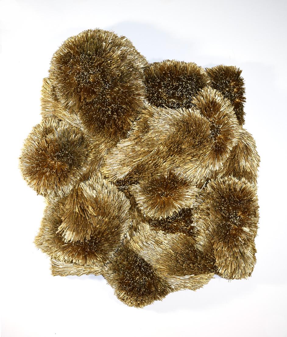 Oro organico 28 carati - scultura murale astratta contemporanea 3D color oro