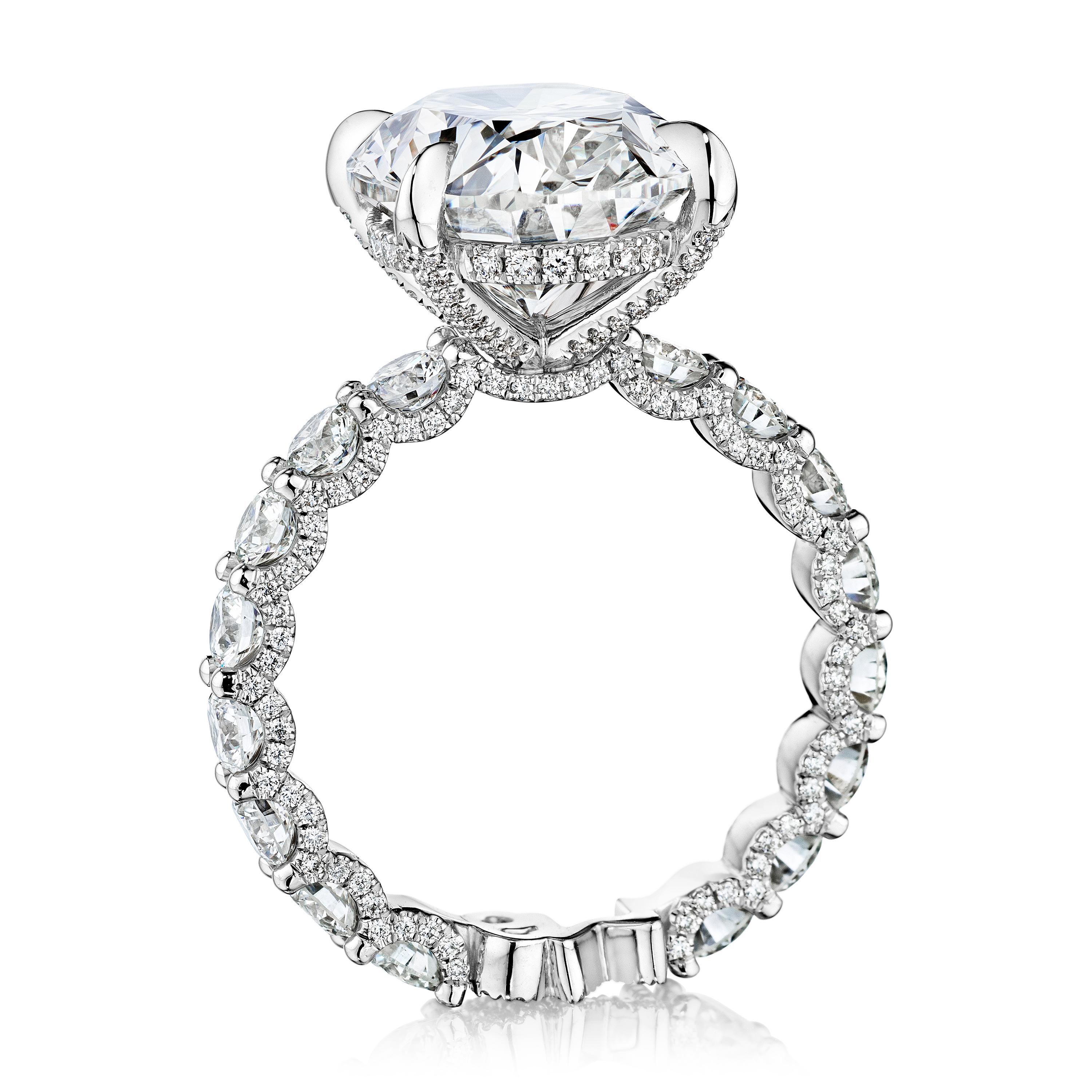Im Angebot: GIA-zertifizierter 5,00 Karat D VS1 GIA Oval Diamant-Verlobungsring „Catherine“ () 3