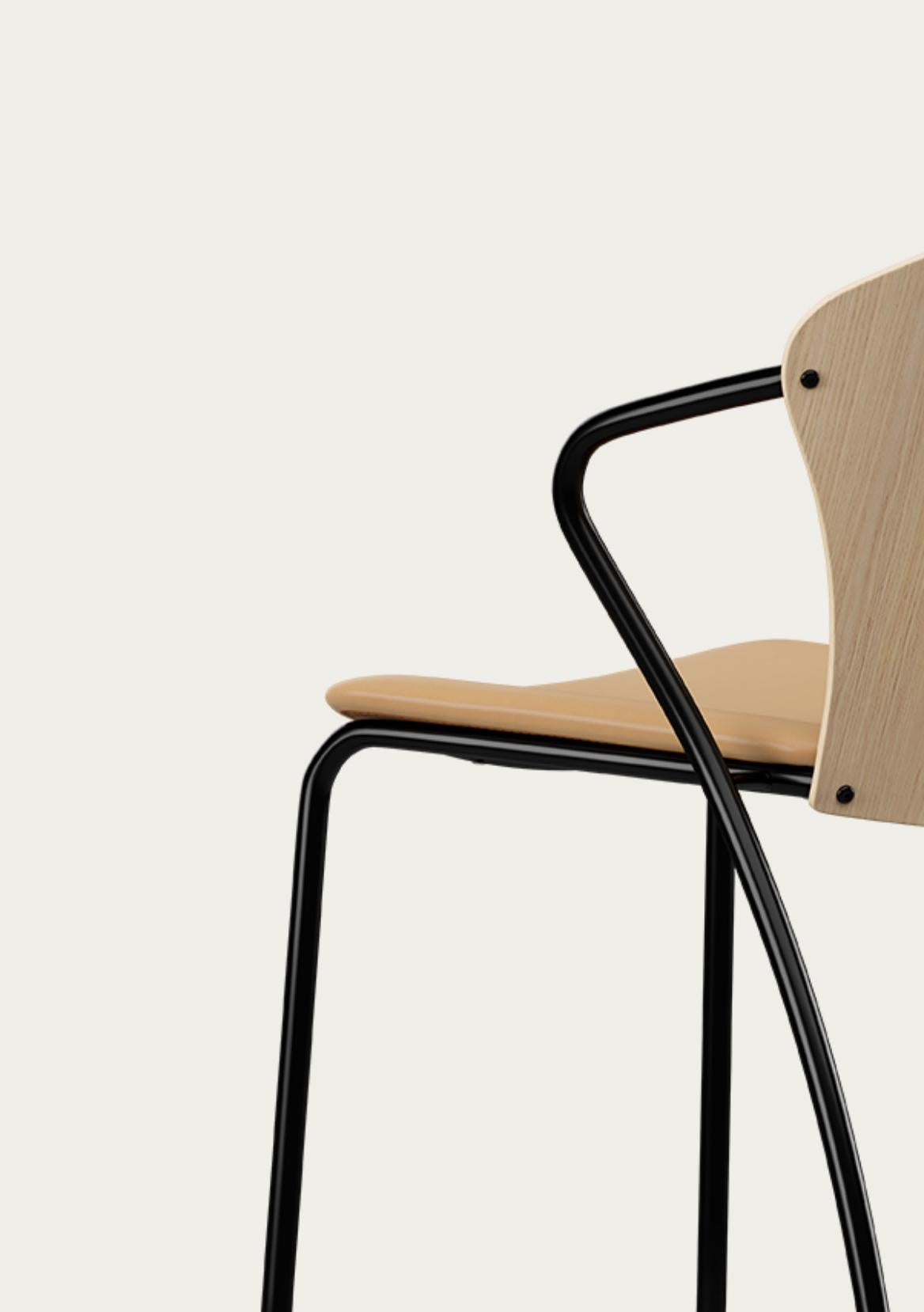 Erla Solveig Oskarsdóttir Bessi Chair For One Kollektion im Angebot 3