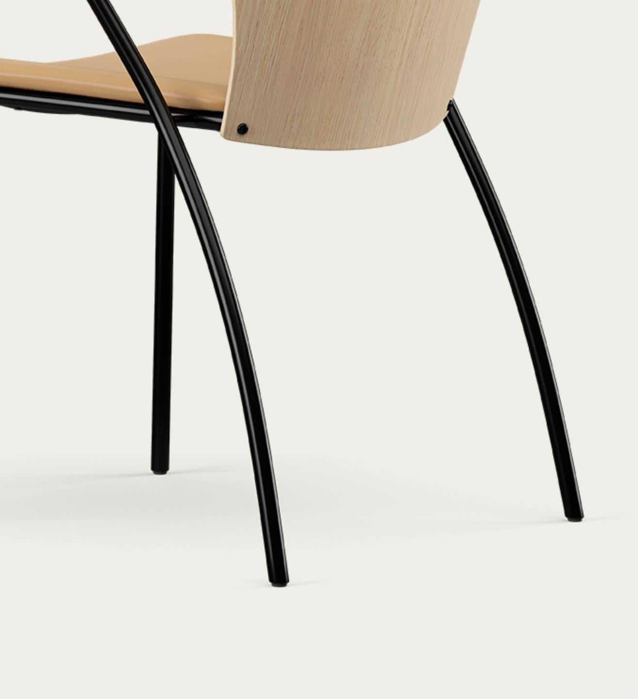 Erla Solveig Oskarsdóttir Bessi Chair For One Kollektion im Angebot 4