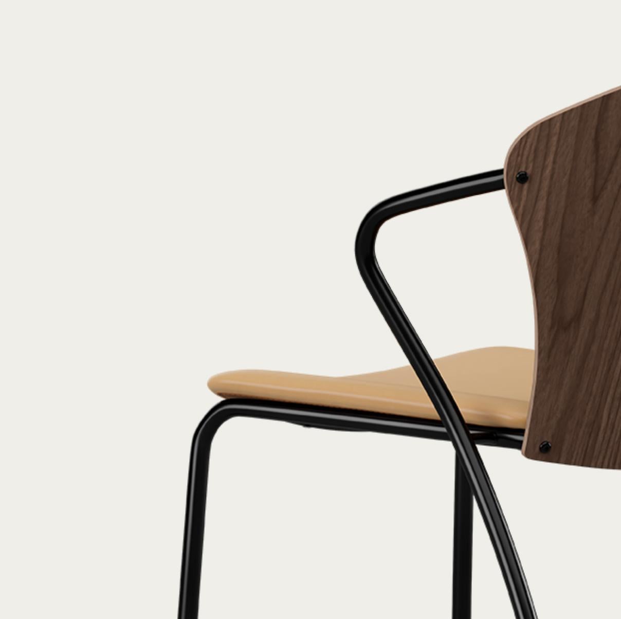 XXI secolo e contemporaneo Collection'S di Erla Solveig Oskarsdóttir Bessi Chair For One in vendita