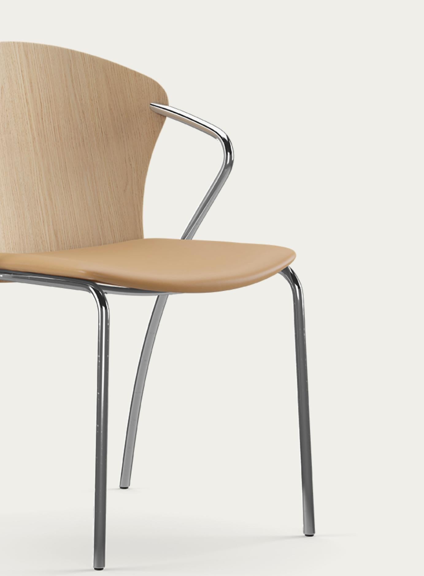 Cromo Collection'S di Erla Solveig Oskarsdóttir Bessi Chair For One in vendita