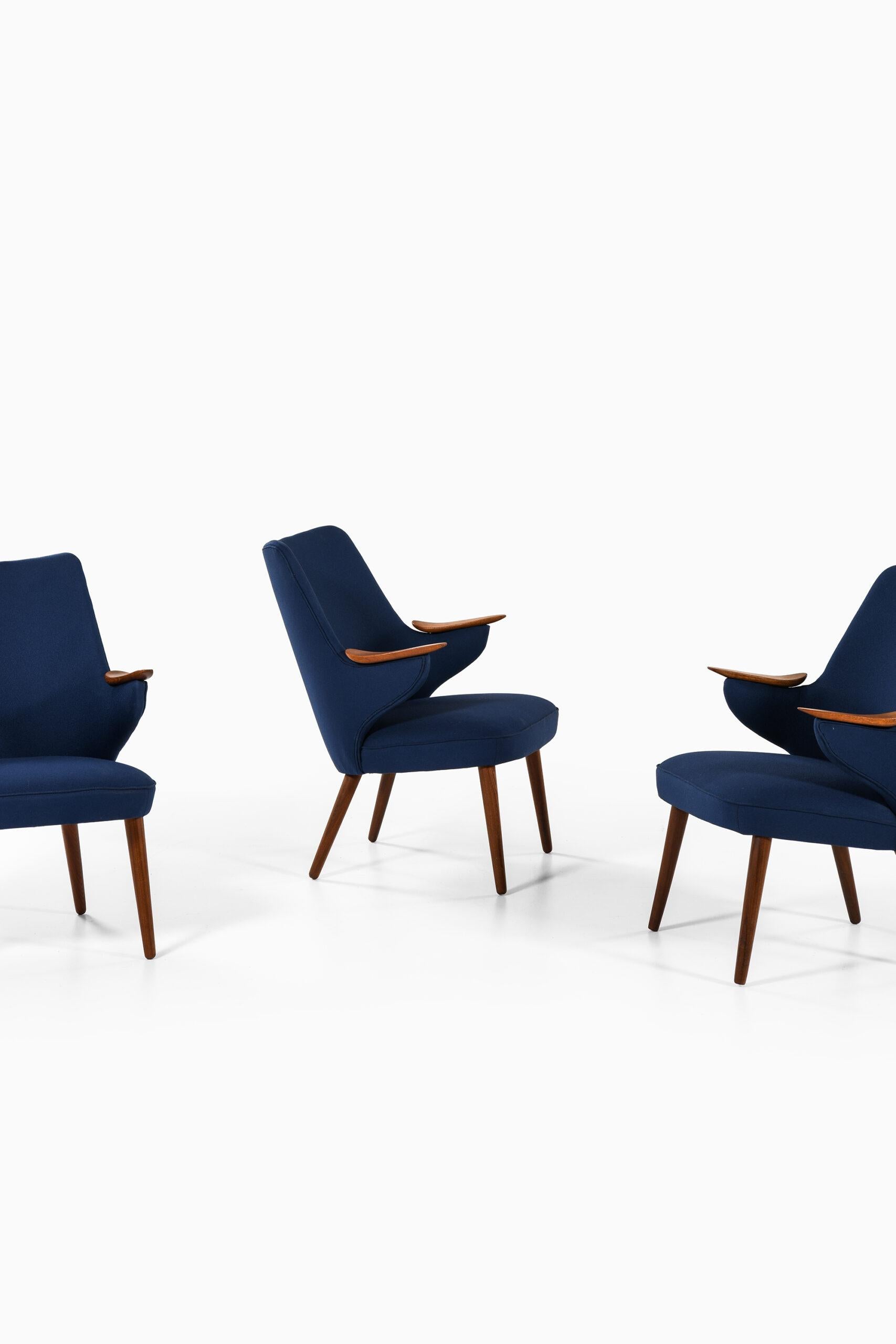 Seltene Sessel, entworfen von Erling Olsen. Produziert von Erling Olsen Møbler in Bramming, Dänemark.
Der Preis ist pro Stuhl angegeben.