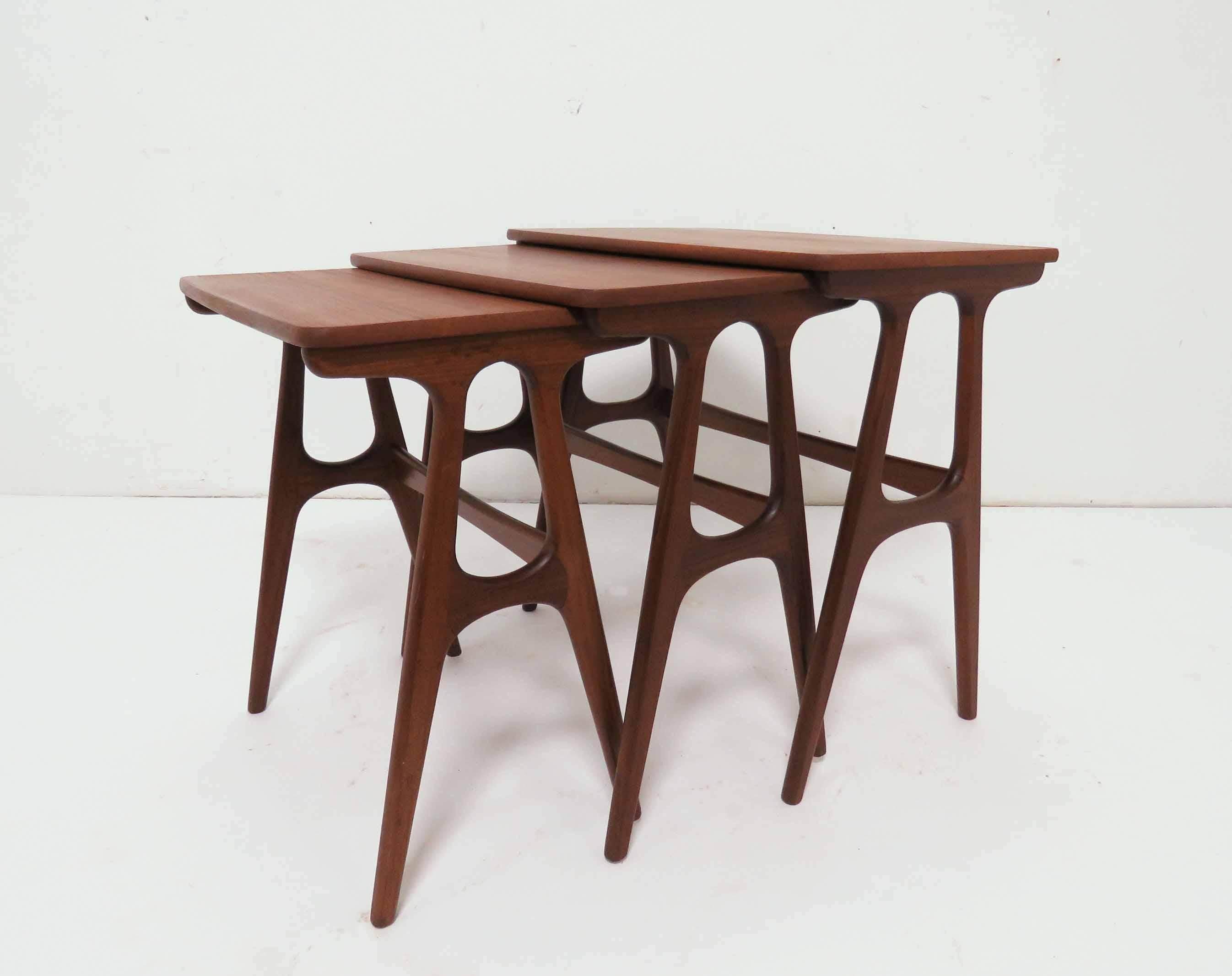 Scandinavian Modern Erling Torvits for Heltborg Mobler Danish Teak Nesting Tables, circa 1960s