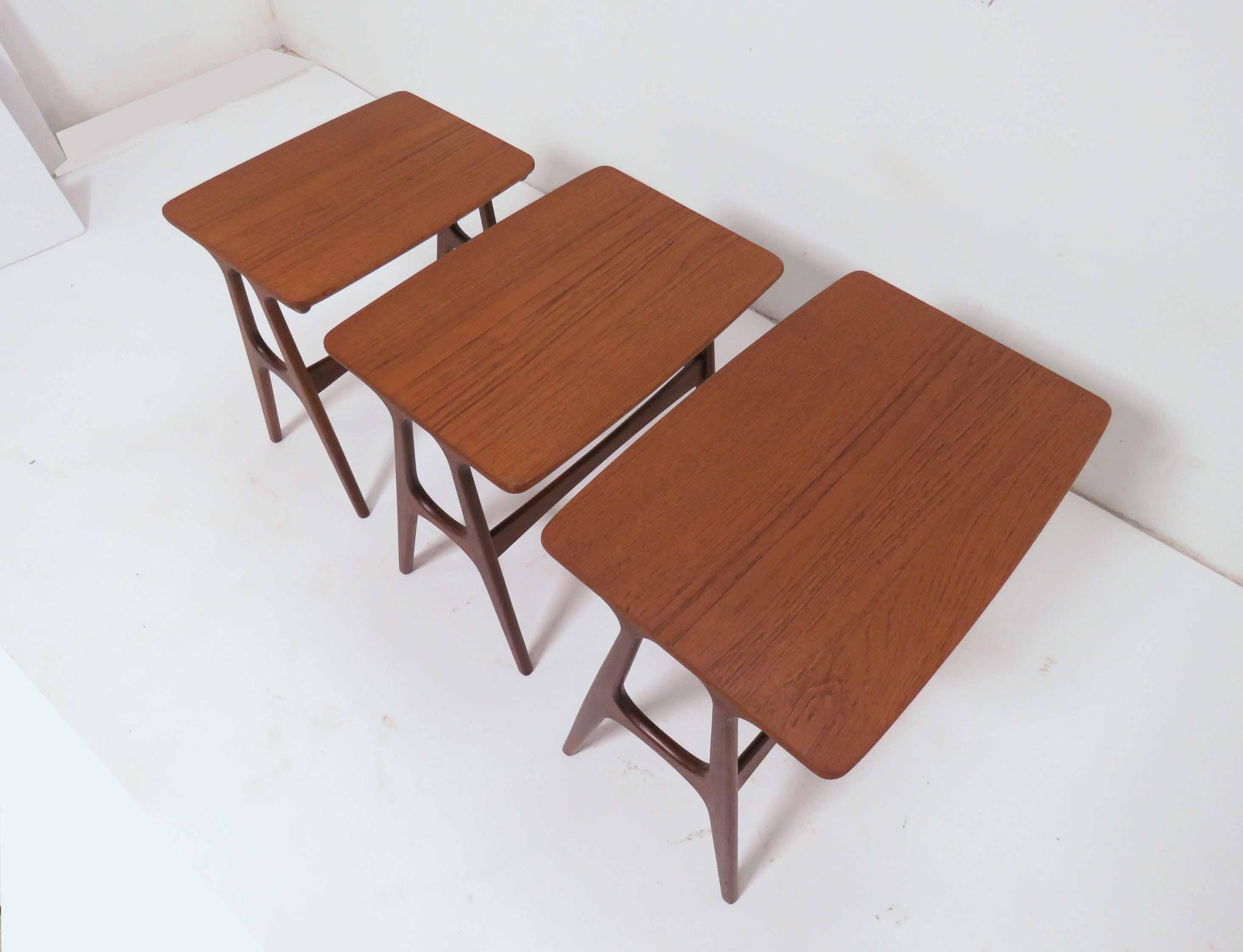 Erling Torvits for Heltborg Mobler Danish Teak Nesting Tables, circa 1960s In Good Condition In Peabody, MA