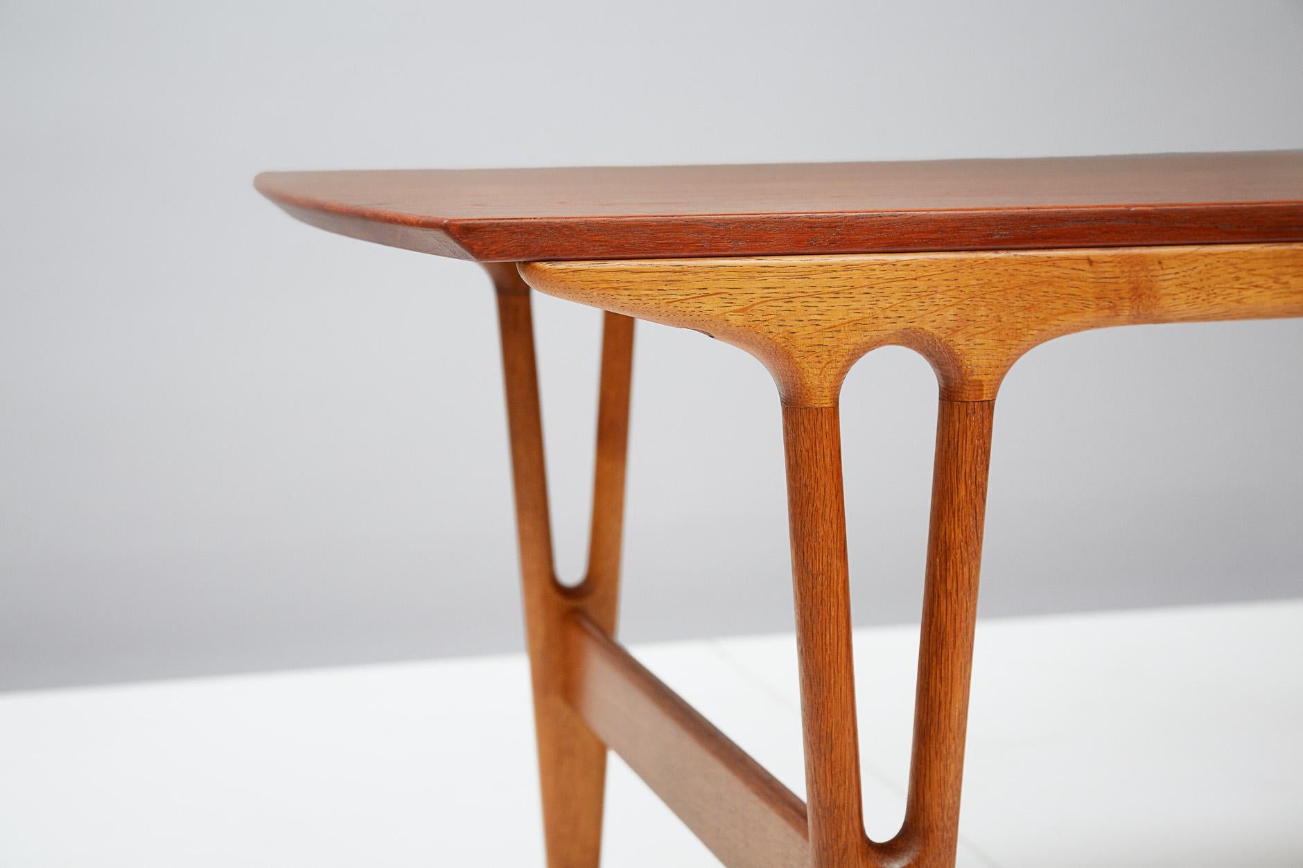 Scandinavian Modern Erling Torvits Table, Teak and Oak For Sale