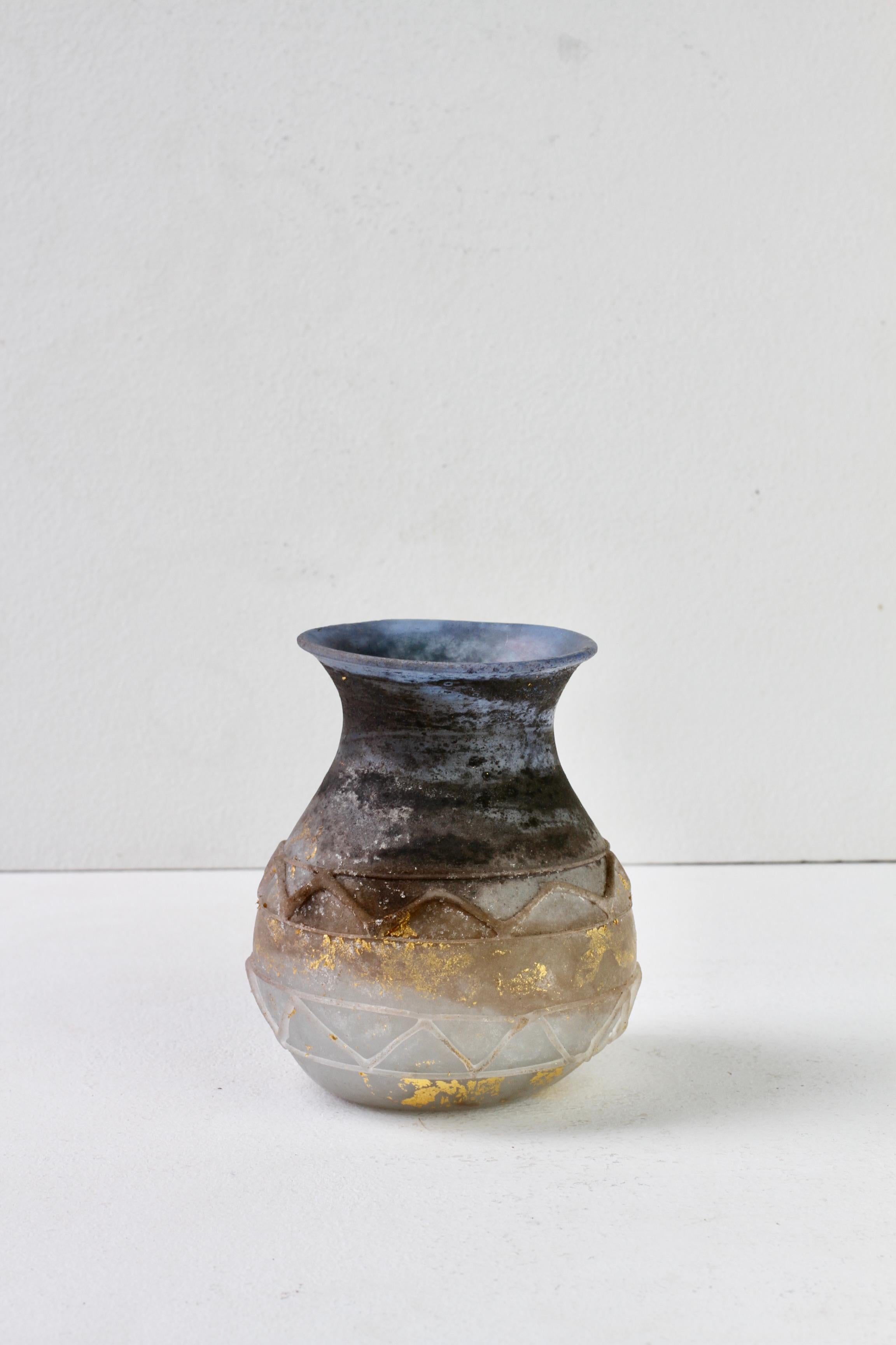Ermanno Nason for Cenedese Gold & Blue 'Scavo con Greche' Murano Glass Vase en vente 4