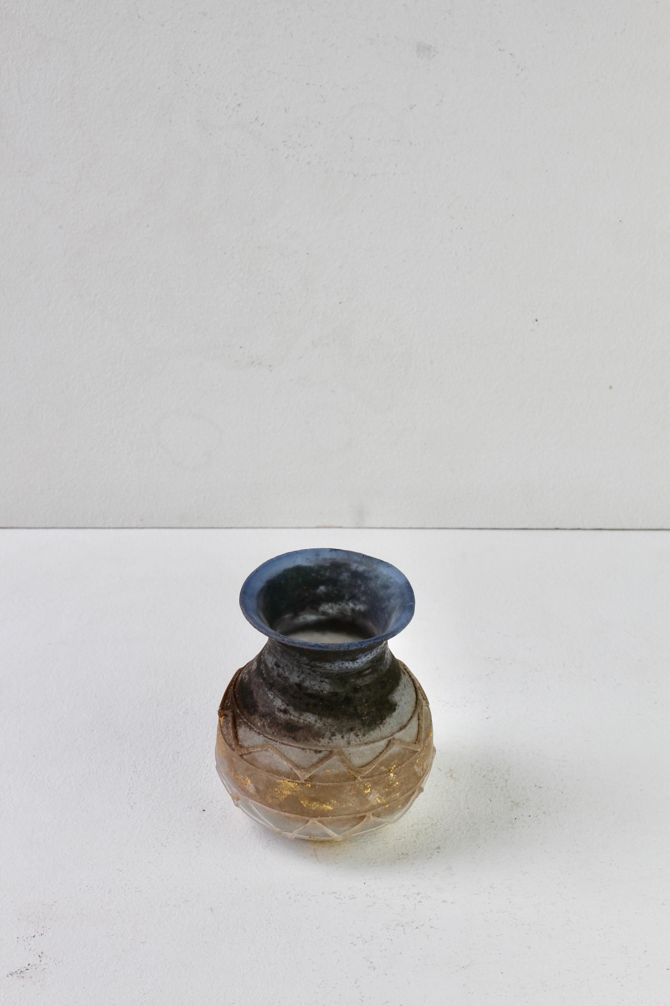 Ermanno Nason for Cenedese Gold & Blue 'Scavo con Greche' Murano Glass Vase en vente 6