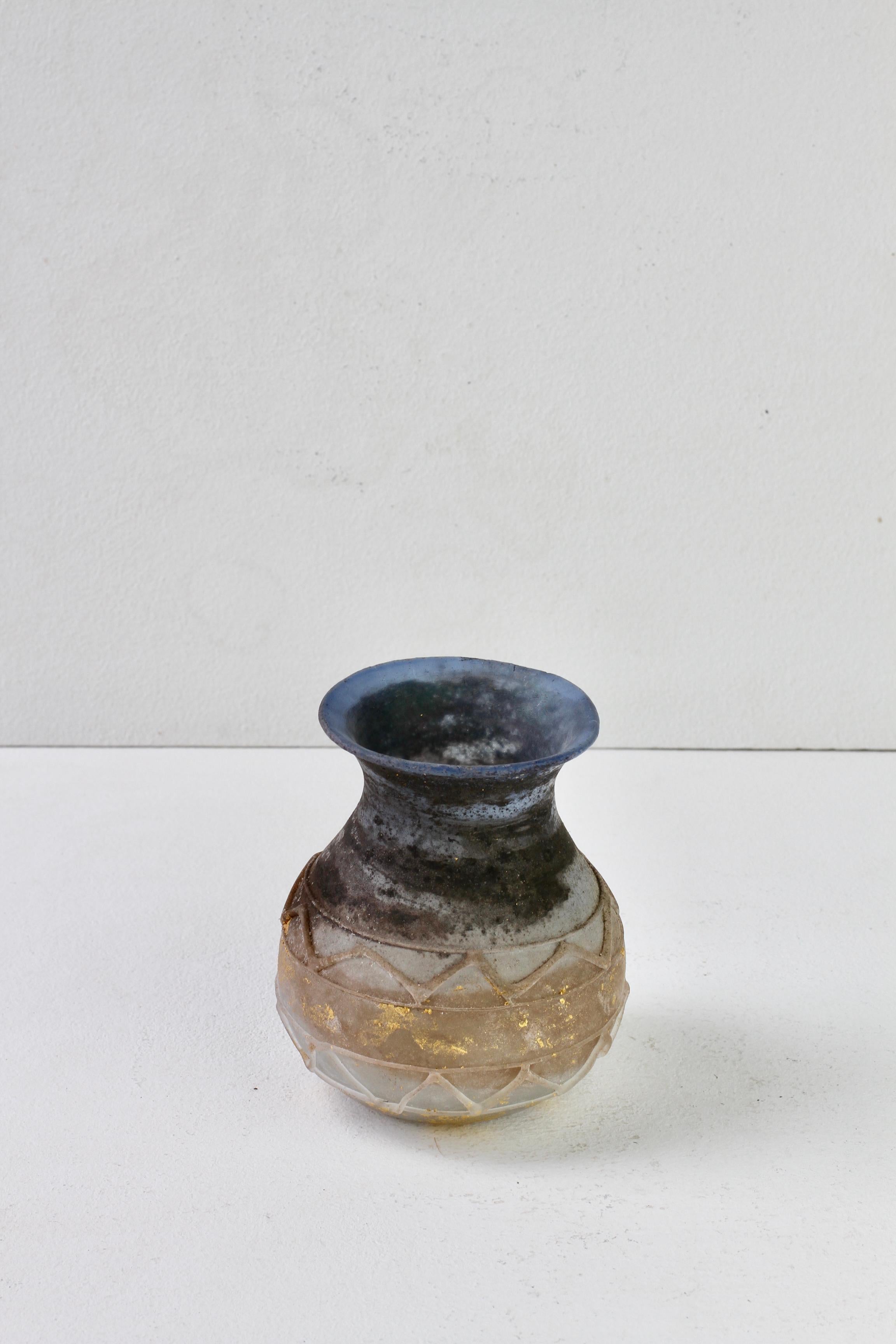 Ermanno Nason for Cenedese Gold & Blue 'Scavo con Greche' Murano Glass Vase en vente 7