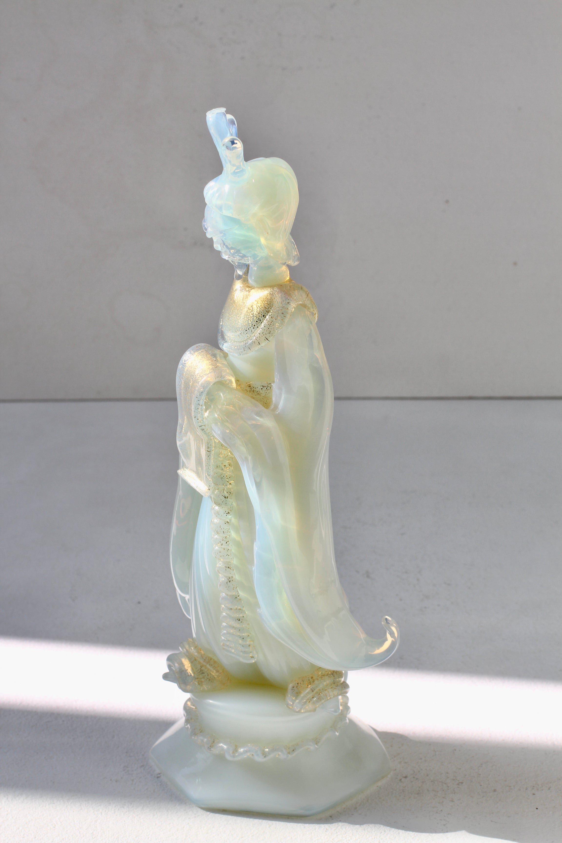 Mid-Century moderno Ermanno Nason per Cenedese Scultura di uomo cinese in vetro di Murano, Venezia, Italia in vendita
