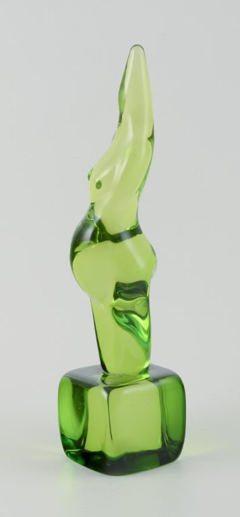 Ermanno Nason für Cenedese, Murano. Große Skulptur einer nackten Frau. (Moderne) im Angebot