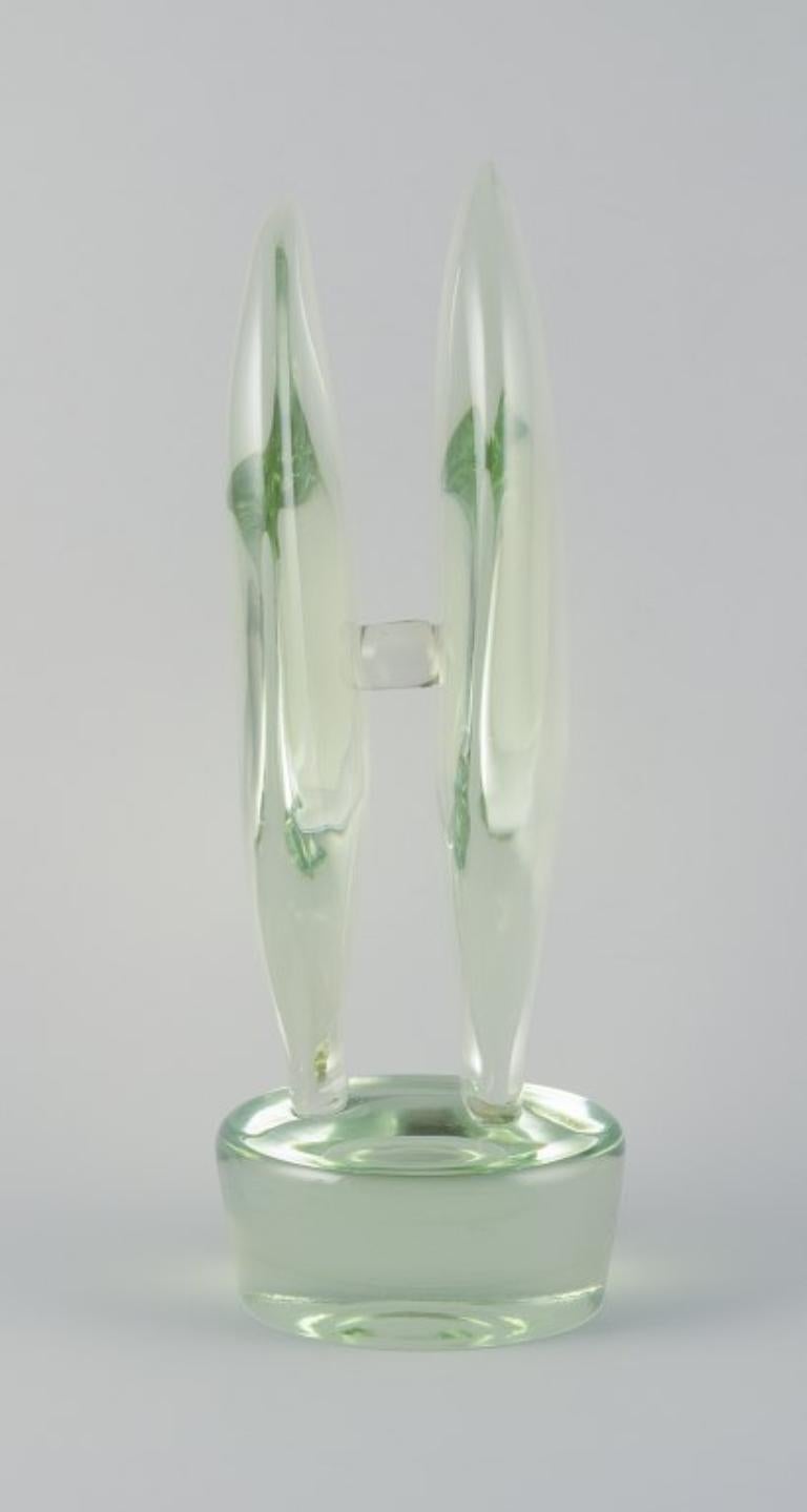 Ermanno Nason, Murano. Large sculpture in light green art glass. Organic form. In Excellent Condition For Sale In København, Copenhagen