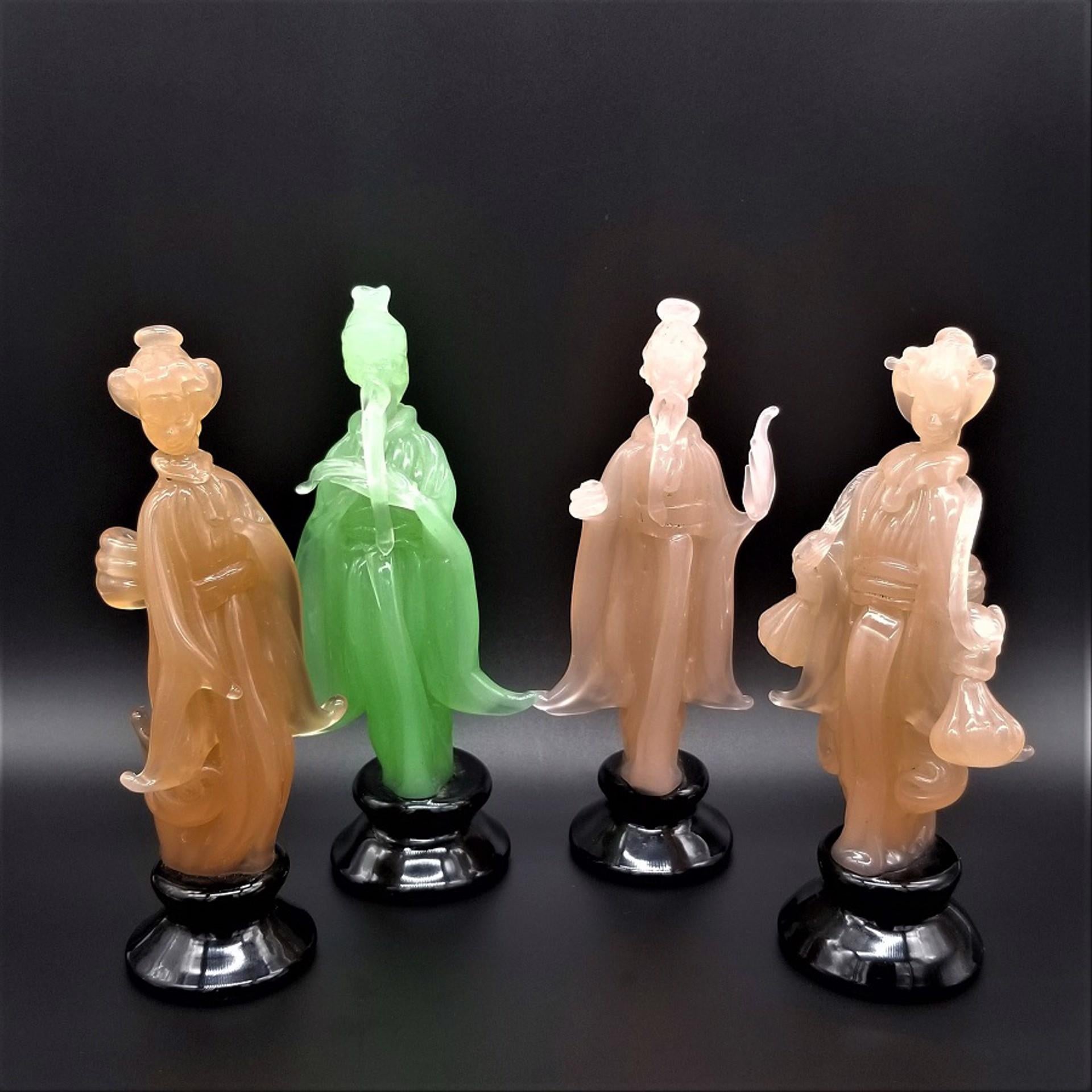 4 Chinese Figures - Sculpture by Ermanno Nason
