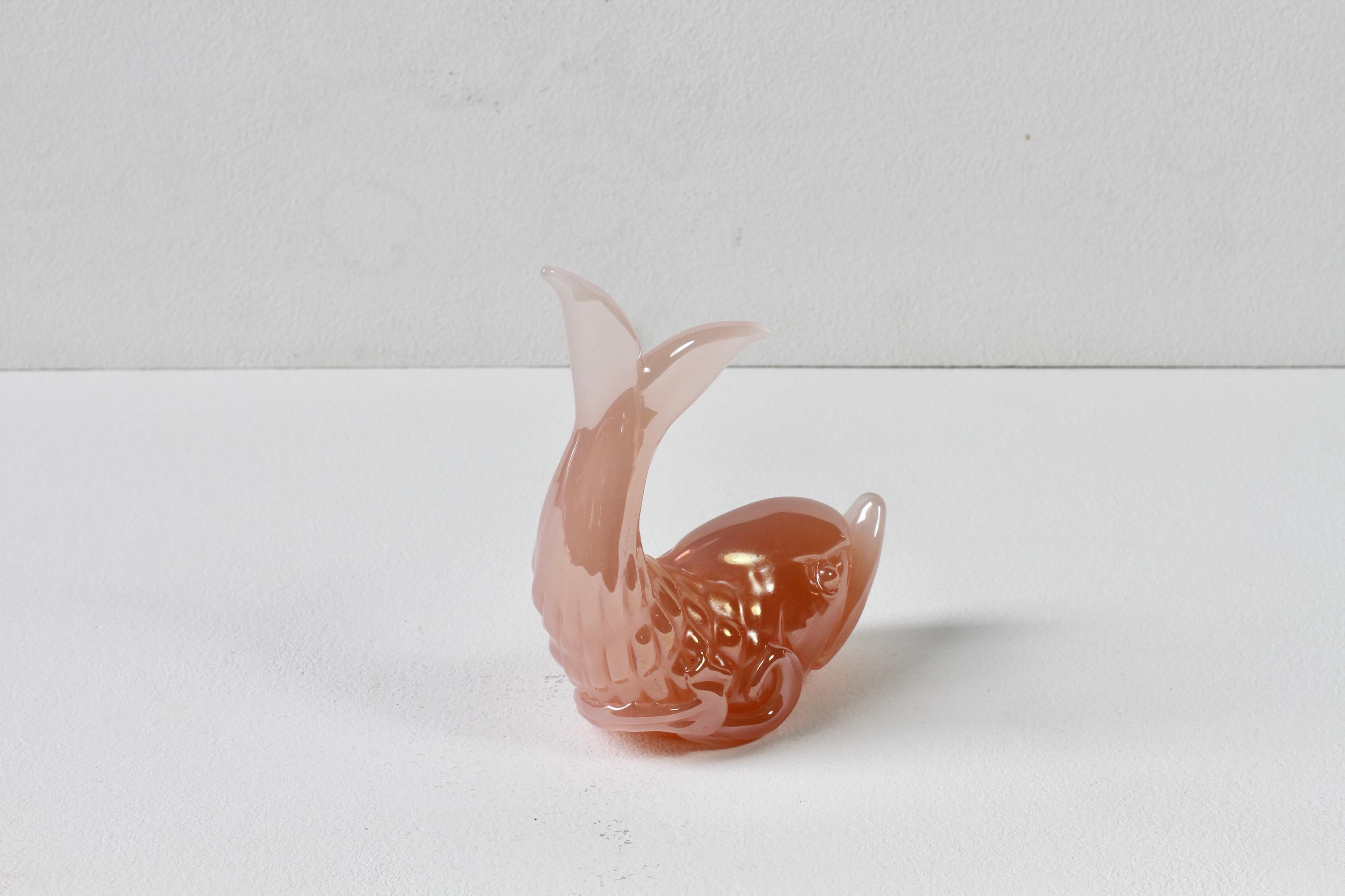 Ermanno Nason Vintage Mid-Century Italienisch Murano Rosa Glas Koi Fisch Skulptur (Moderne der Mitte des Jahrhunderts) im Angebot