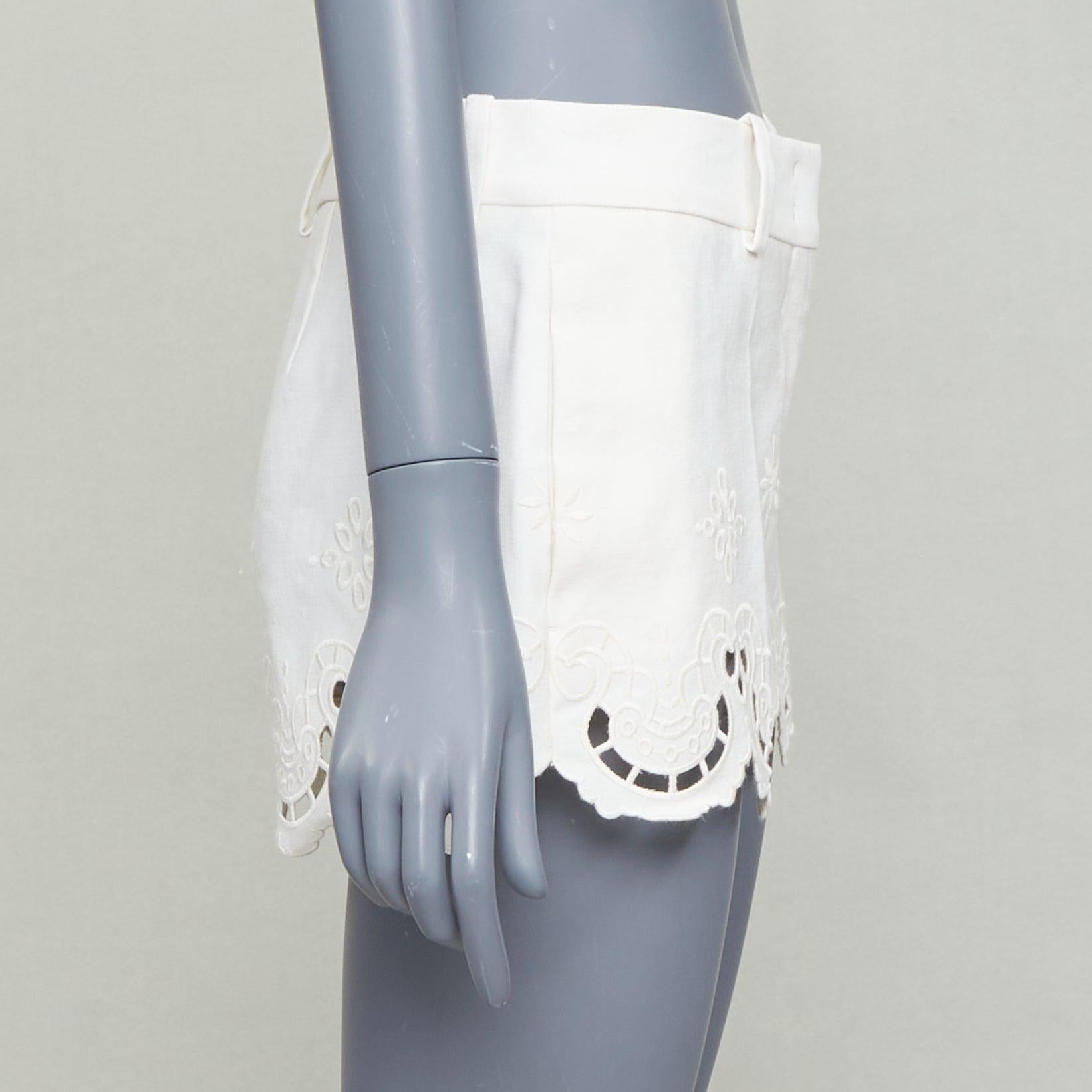 ERMANNO SCERVINO 2020 cotton linen Sangallo embroidery scalloped shorts IT38 XS im Zustand „Hervorragend“ im Angebot in Hong Kong, NT