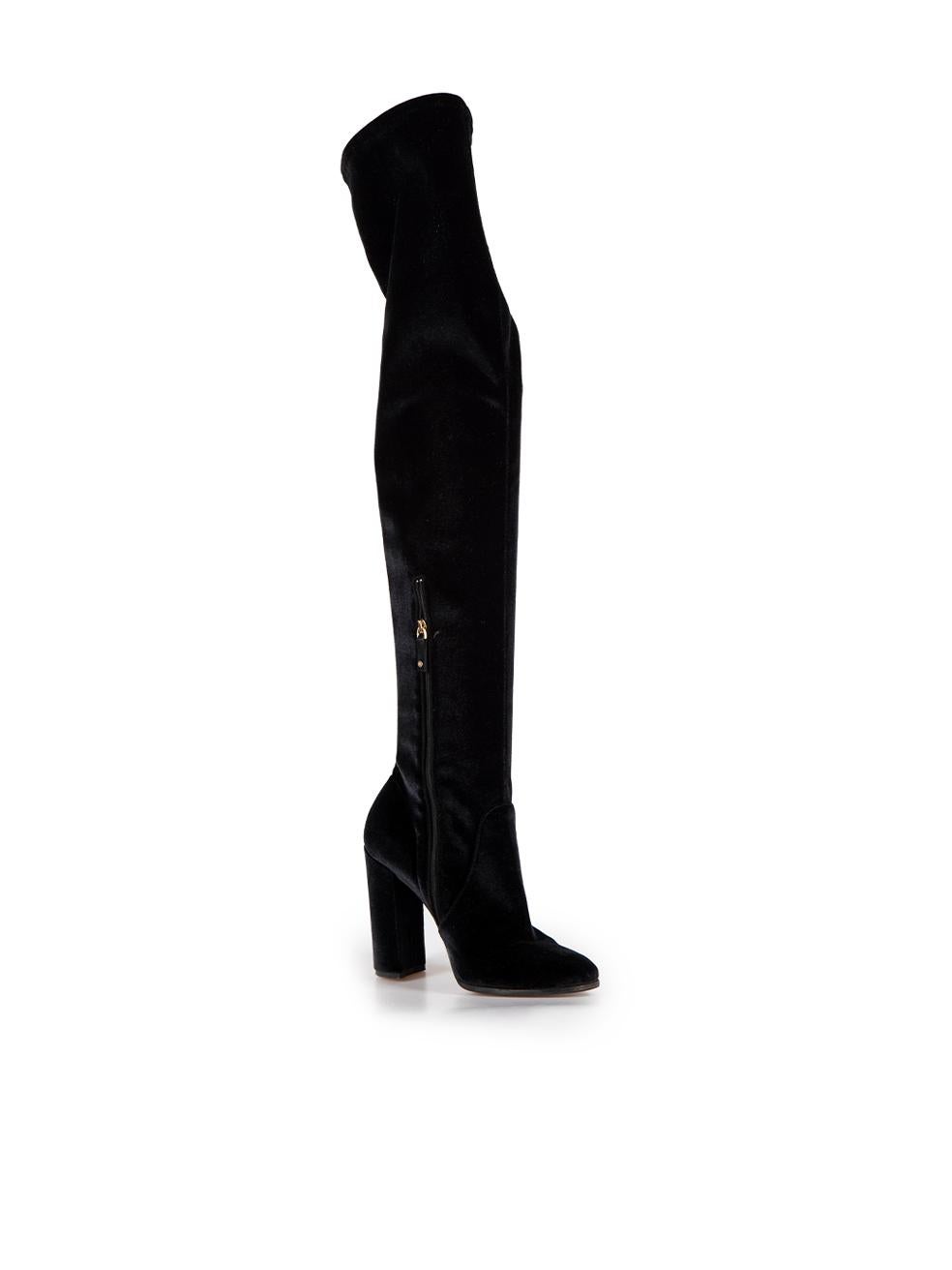 CONDITION is Very good. Minimal wear to boots is evident. Minimal wear to the right boot heel with abrasions to the velvet on this used Ermanno Scervino designer resale item.
 
 Details
 Black
 Velvet
 Thigh high boots
 Round toe
 Zip fastening
