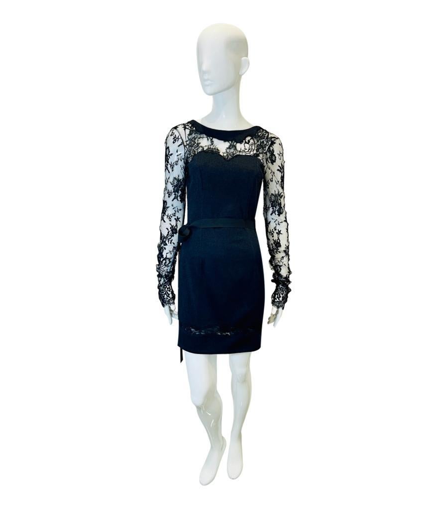 Ermanno Scervino Cashmere & Silk Lace Detailed Dress
Black mini dress designed with sheer, floral lace detailed sleeves and neckline.
Featuring open back and self-tied waist.
Size – 42IT
Condition – Good (Pulls to the fabric)
Composition – 70%