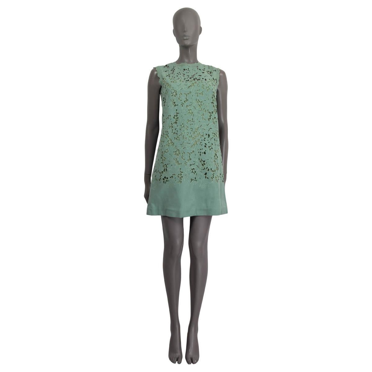 100% authentic Ermanno Scervino sleeveless shift dress in mint virgin wool (100%). Embellished with embroidered lace all over the dress. Opens with a concealed zipper on the back. Lined in mint silk (97%) and elastane (3%). Has been worn and is in