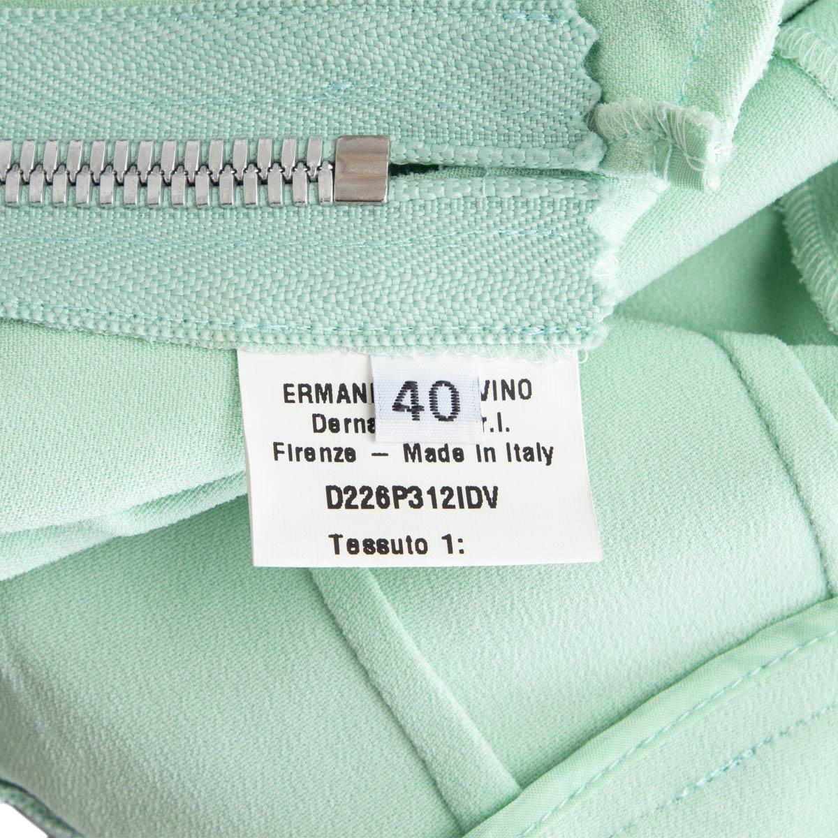 ERMANNO SCERVINO mint green viscose PLEATED Pants 40 S In Excellent Condition For Sale In Zürich, CH