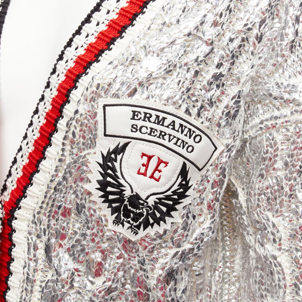 ERMANNO SCERVINO Over Sweatshirt silver foil laminated cotton cable knit cardigan S
Reference: AAWC/A01074
Brand: Ermanno Scervino
Material: Cotton, Blend
Color: Silver, Cream
Pattern: Solid
Closure: Button
Lining: Cream Fabric
Extra Details: