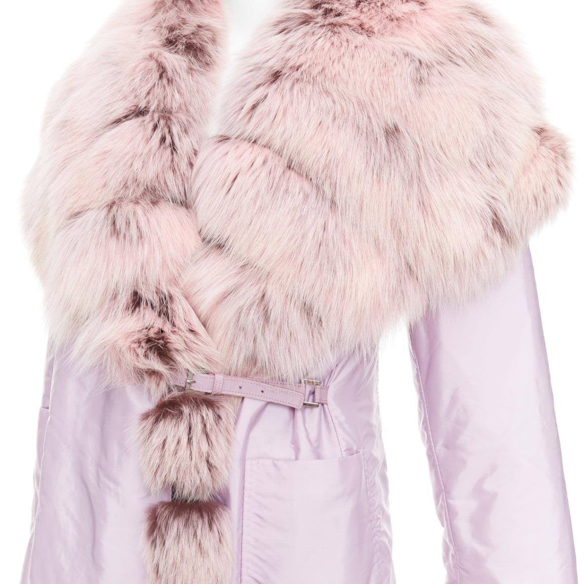 ERMANNO SCERVINO pink fur collar purple nylon wool lined robe coat IT38 XS
Reference: TGAS/E00793
Brand: Ermanno Scervino
Material: Fur, Silk, Fabric
Color: Pink, Purple
Pattern: Solid
Closure: Belt
Lining: Pink Wool
Extra Details: Wrap tie with
