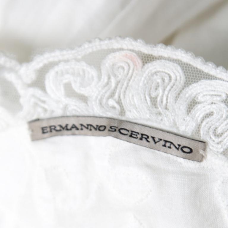 Ermanno Scervino Weißes langärmeliges Ramie-Kleid mit Blumenstickerei und Spitzeneinsatz und langen Ärmeln, M Damen im Angebot