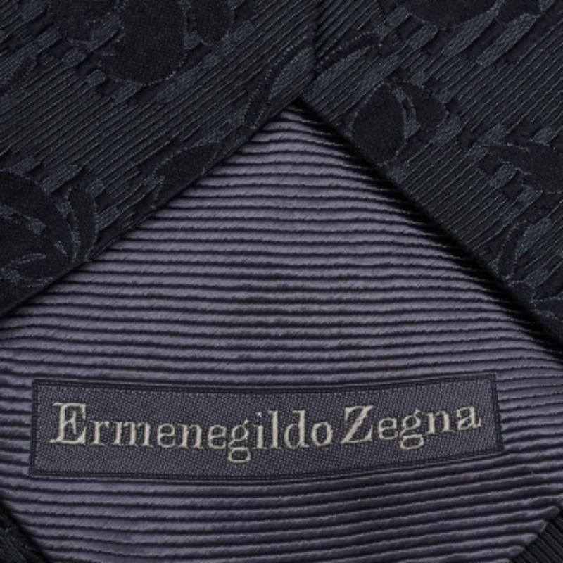Nero Cravatta Ermenegildo Zegna in jacquard floreale nero in vendita