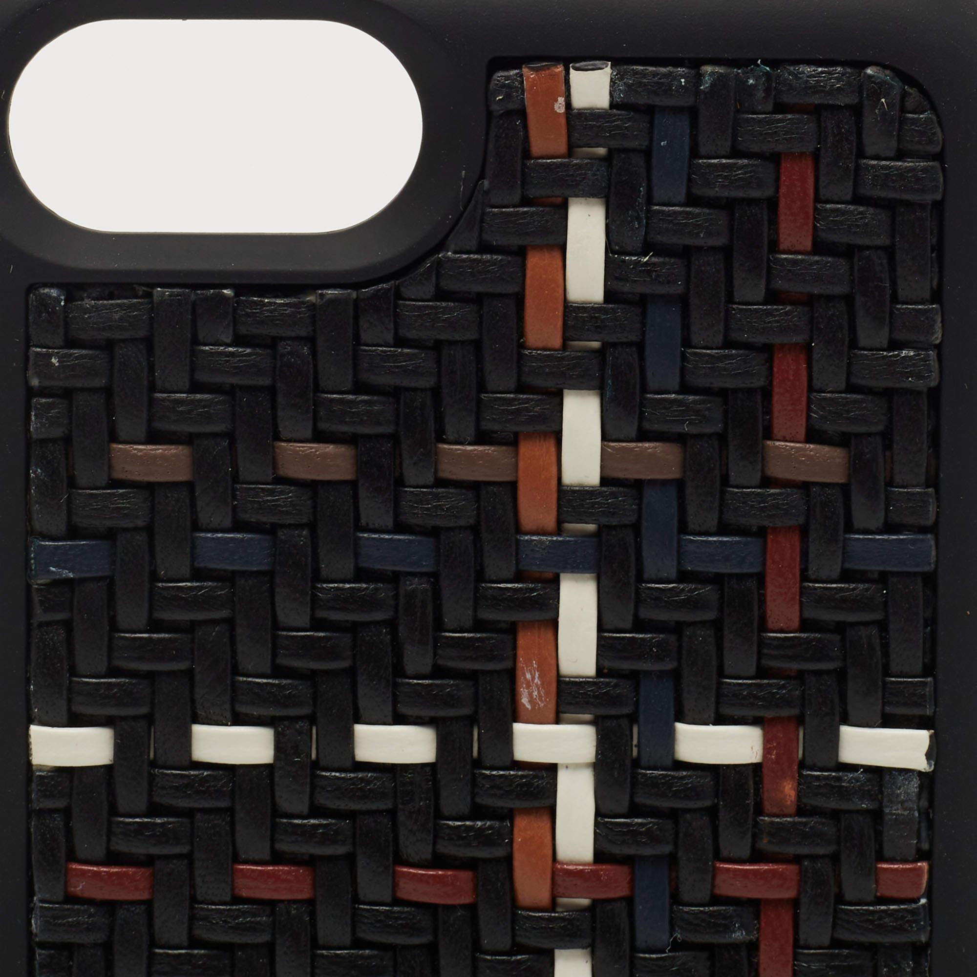 Cover per iPhone 6 di Ermenegildo Zegna in pelle nera intrecciata In condizioni Nuovo in vendita a Dubai, Al Qouz 2