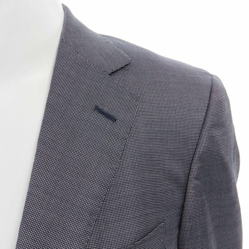 ERMENEGILDO ZEGNA blue grey silk wool dual button classic blazer jacket 50R L
Reference: LNKO/A00874
Brand: Ermenegildo Zegna
Color: Blue
Pattern: Solid
Closure: Button
Extra Details: Silk, wool. Grey and blue. Notched lapel. Dual button front