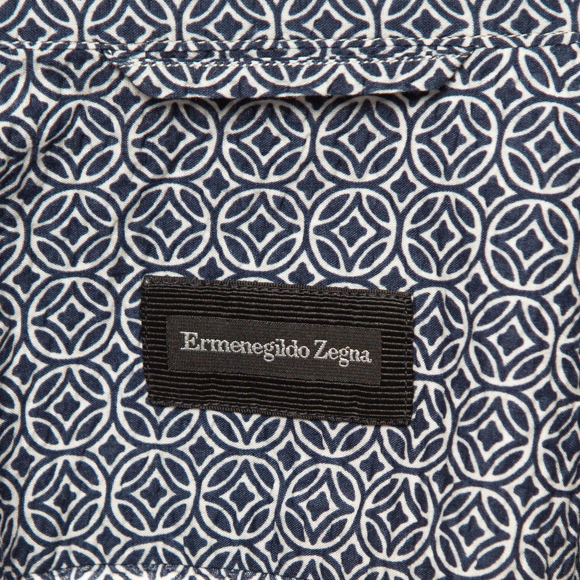 Ermenegildo Zegna Camicia in cotone stampato e testurizzato blu M. I. In condizioni buone in vendita a Dubai, Al Qouz 2