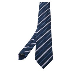 Cravatta in seta a righe blu di Ermenegildo Zegna