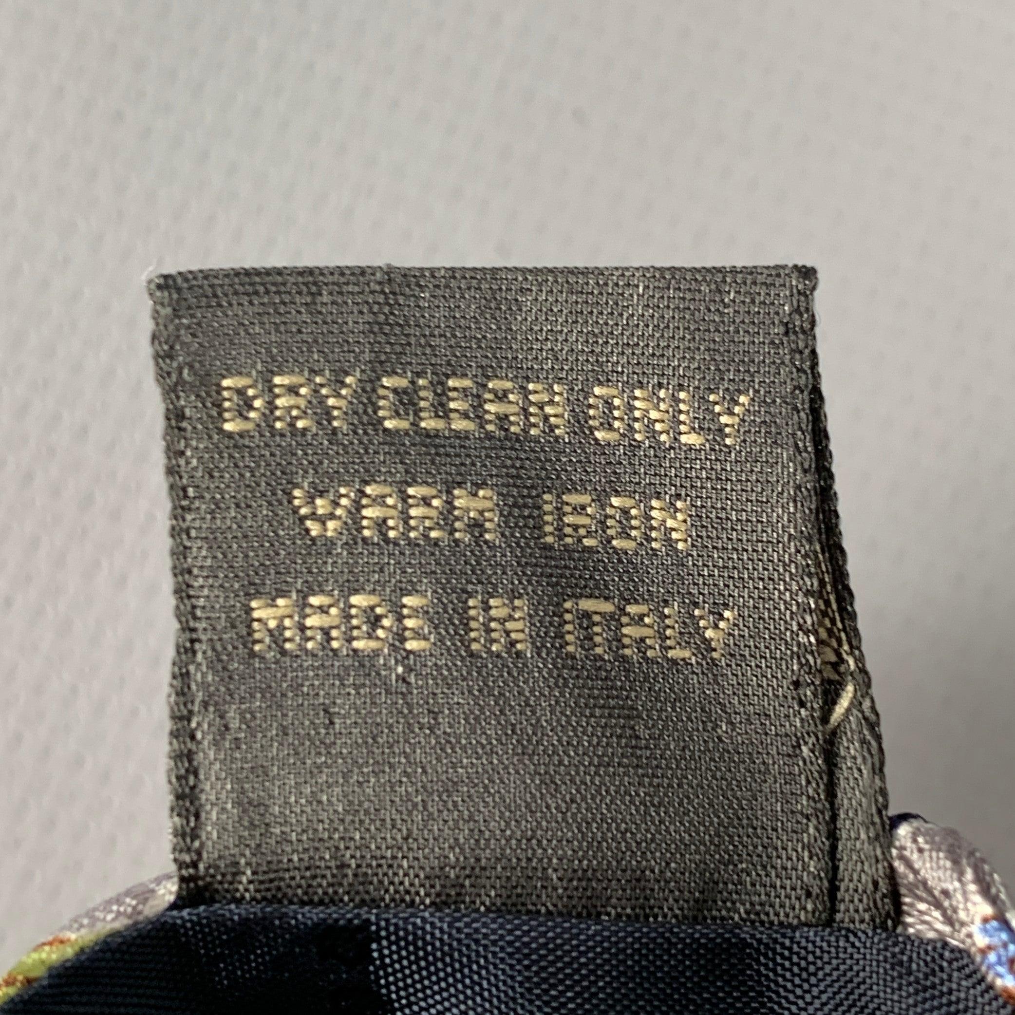 Uomo Cravatta in seta floreale blu-gialla di Ermenegildo Zegna in vendita